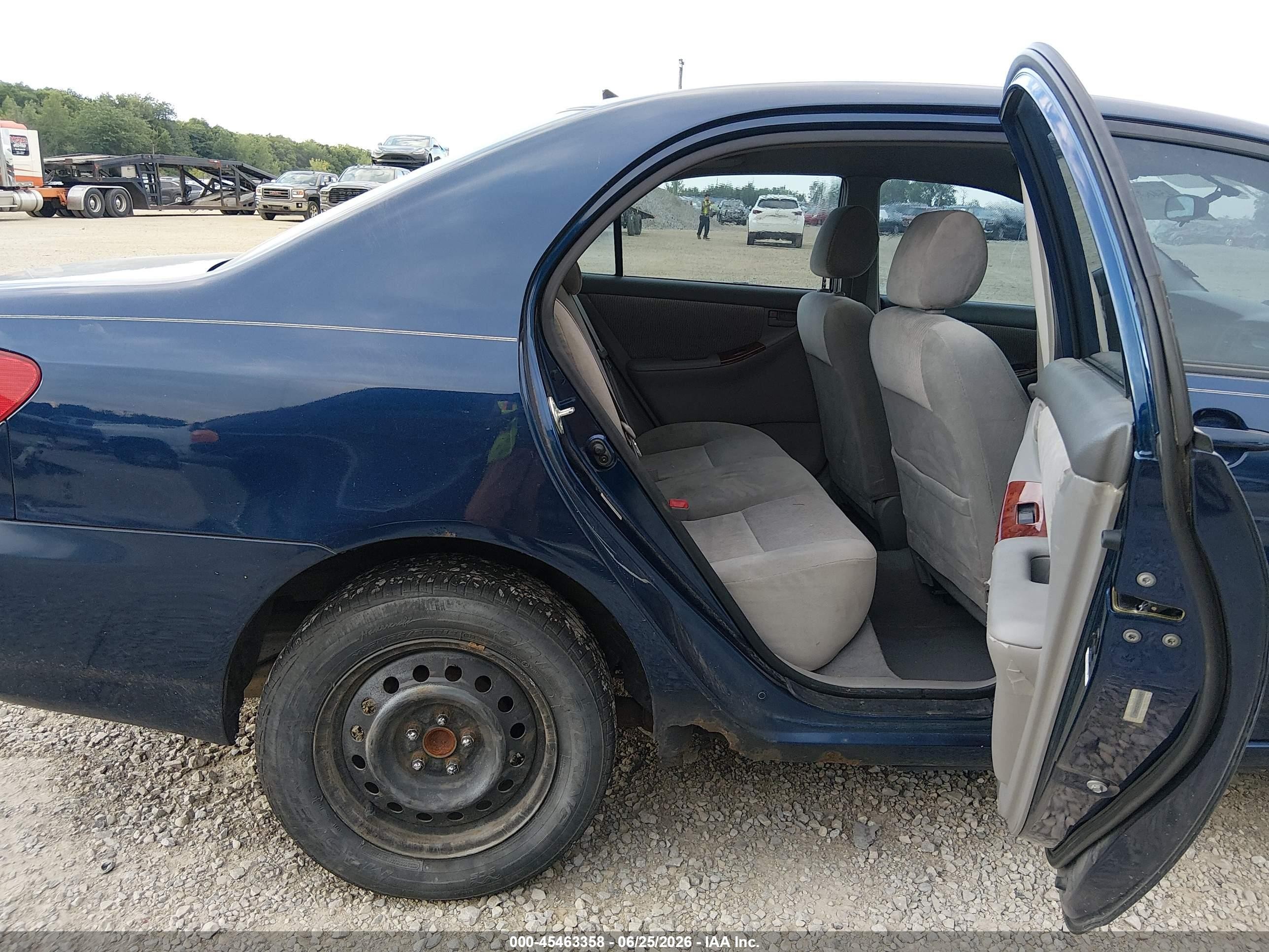 2005 Toyota Corolla Le Dark Blue vin: JTDBR32E352063937