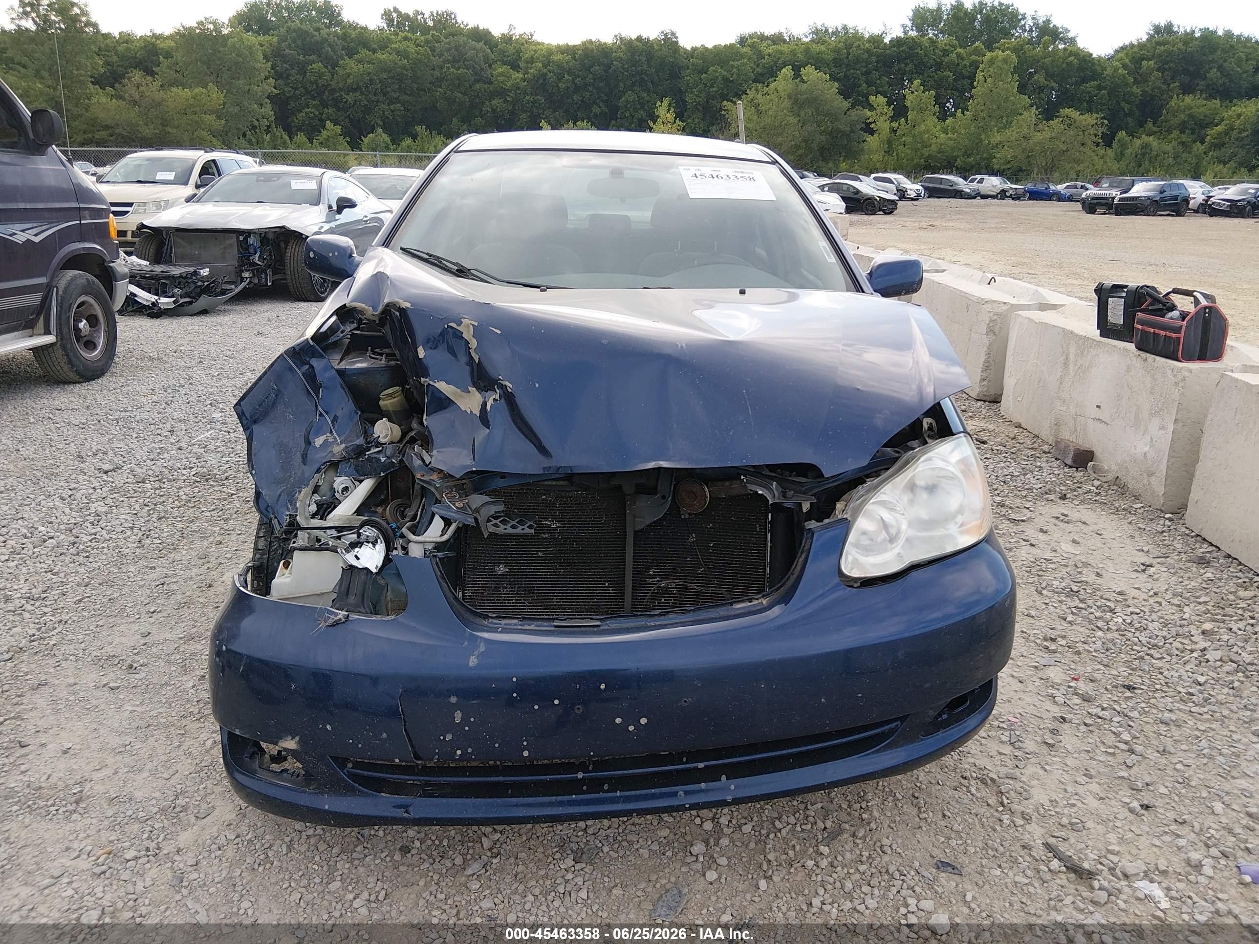 2005 Toyota Corolla Le Dark Blue vin: JTDBR32E352063937