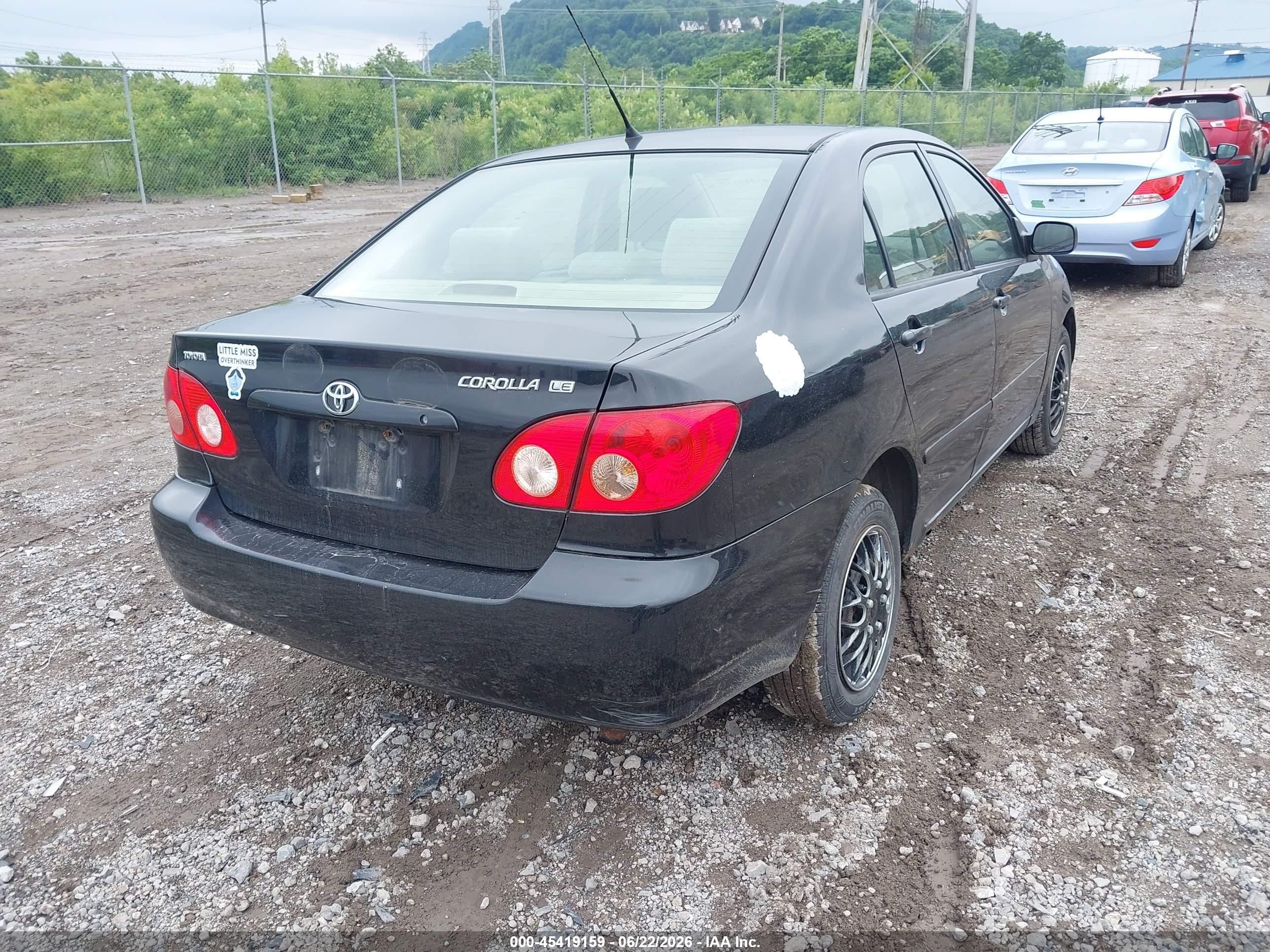 2005 Toyota Corolla Le Черный vin: JTDBR32E352066305