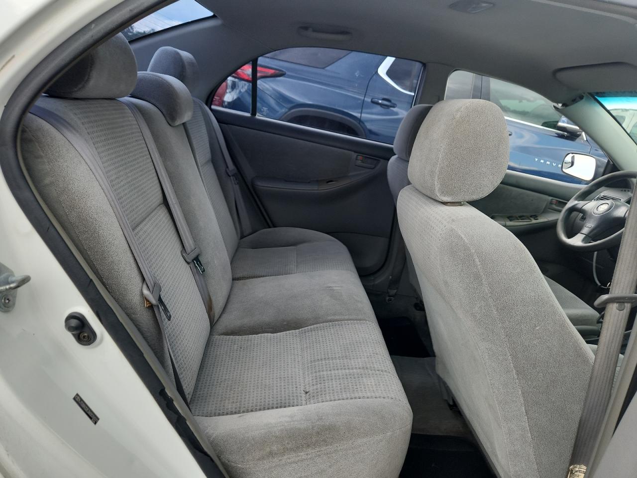 2006 Toyota Corolla Ce White vin: JTDBR32E360076071