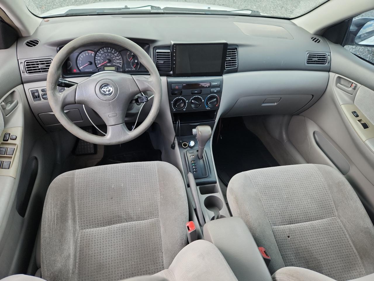 2006 Toyota Corolla Ce White vin: JTDBR32E360076071