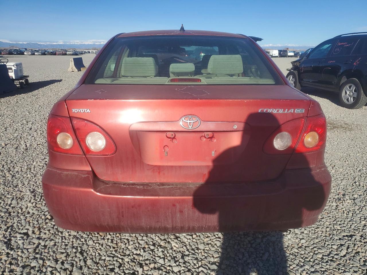 2006 Toyota Corolla Ce Red vin: JTDBR32E360083649