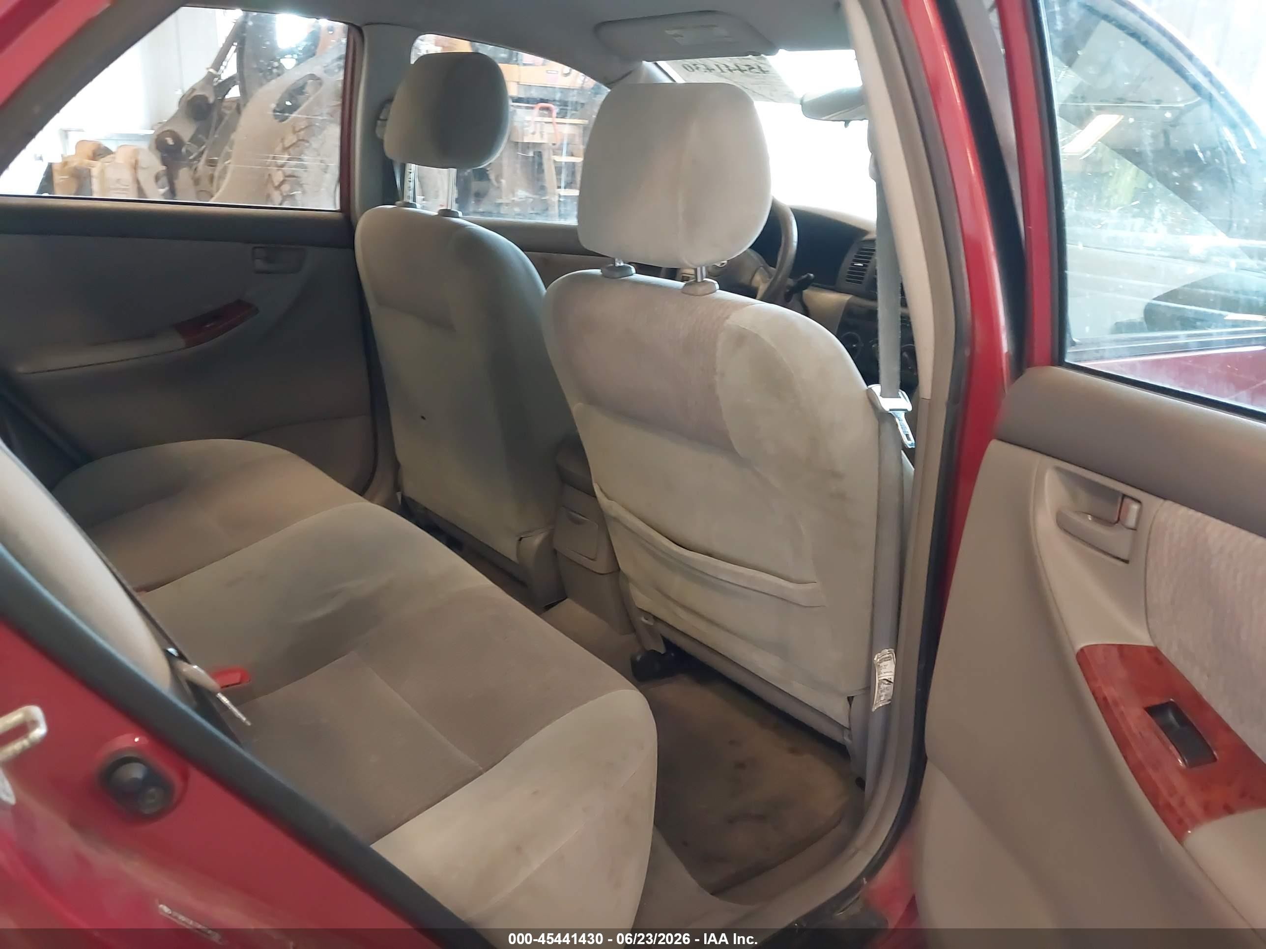 2007 Toyota Corolla Le Red vin: JTDBR32E370104100