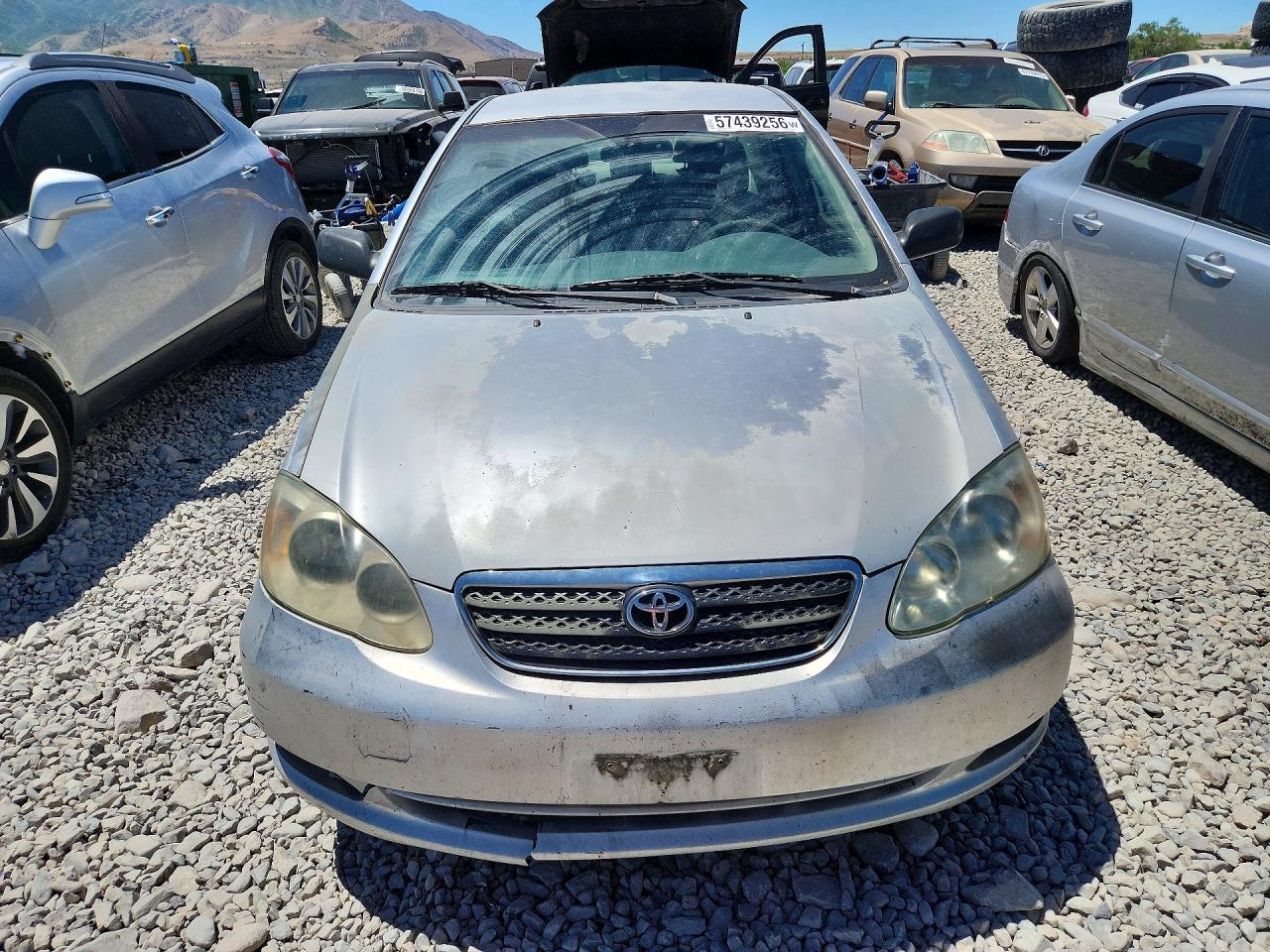 2007 Toyota Corolla Ce Silver vin: JTDBR32E370131362