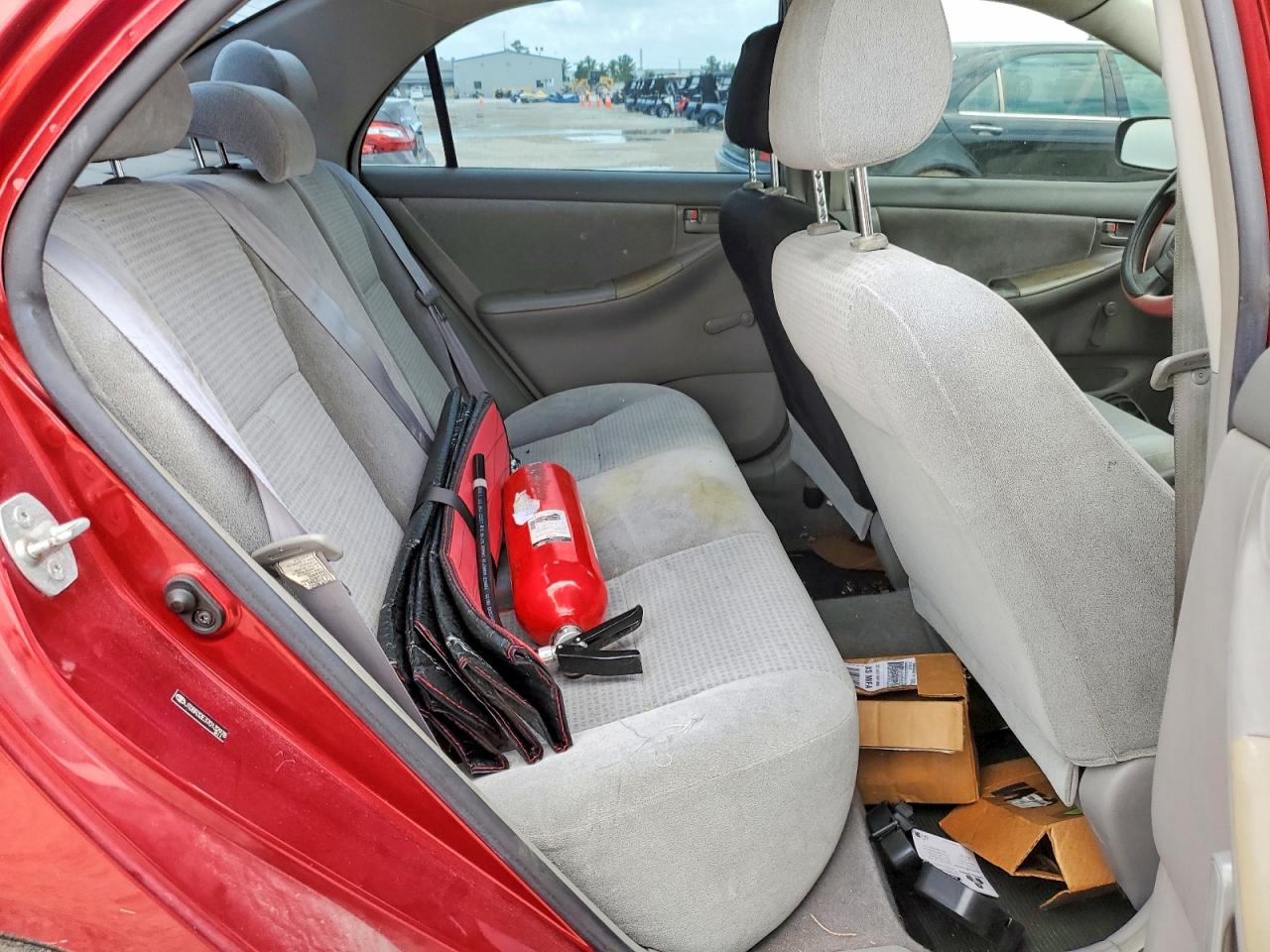 2007 Toyota Corolla Ce Red vin: JTDBR32E370132978