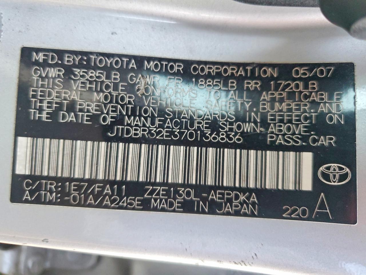 2007 Toyota Corolla Ce Silver vin: JTDBR32E370136836