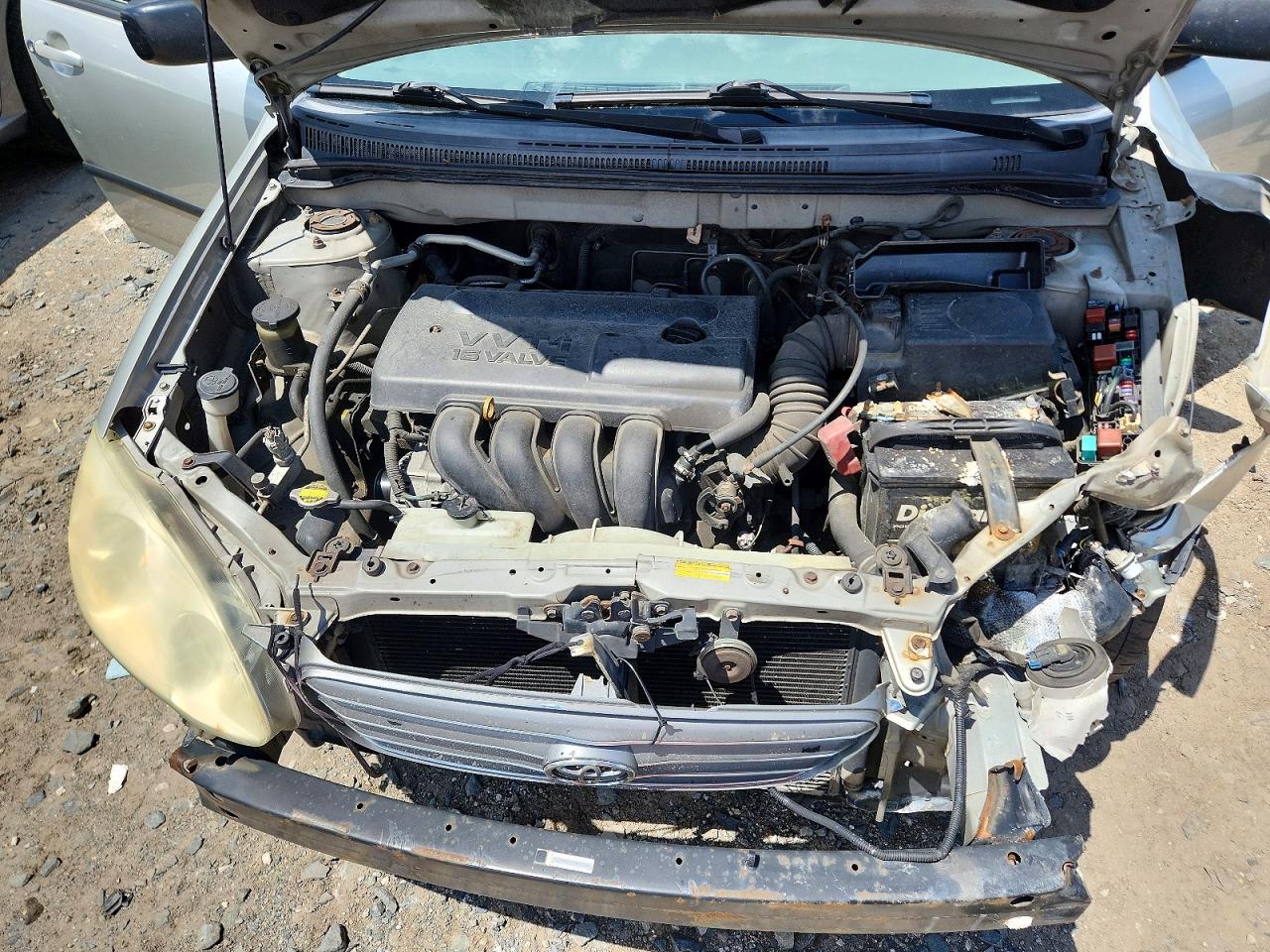 2003 Toyota Corolla Ce Silver vin: JTDBR32E430023164
