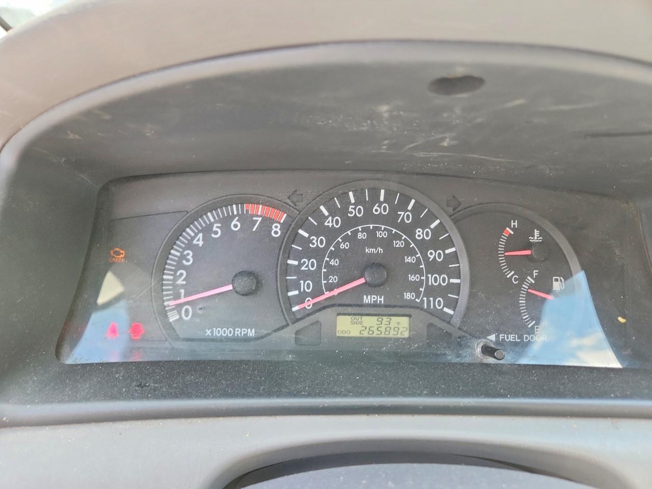 2003 Toyota Corolla Ce Silver vin: JTDBR32E430023164