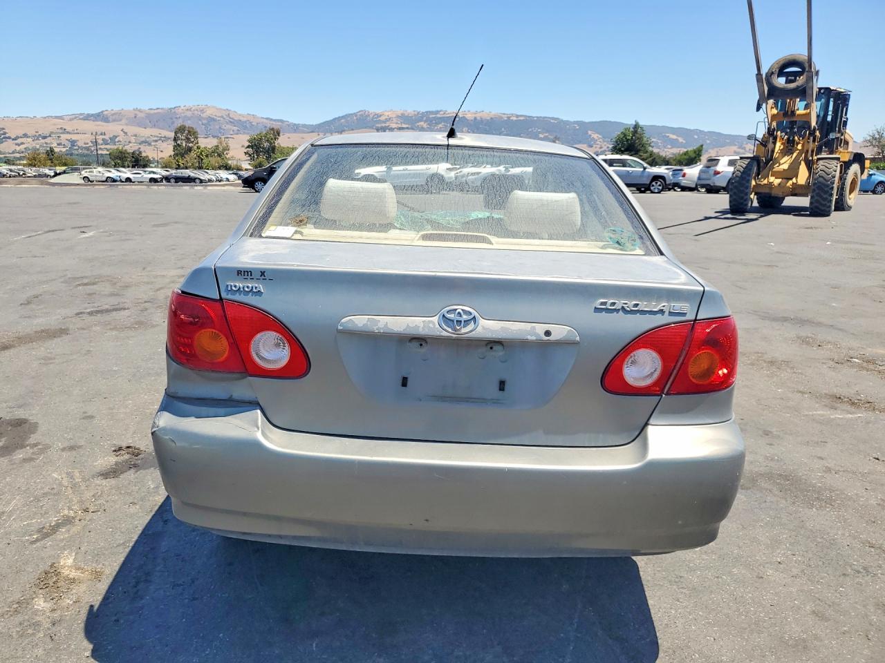 2003 Toyota Corolla Le Silver vin: JTDBR32E430029787