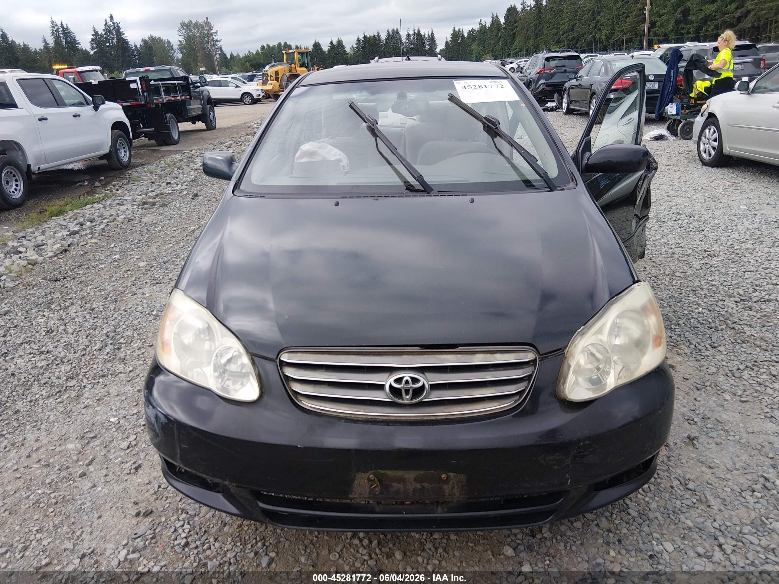 2003 Toyota Corolla Le Black vin: JTDBR32E430039042
