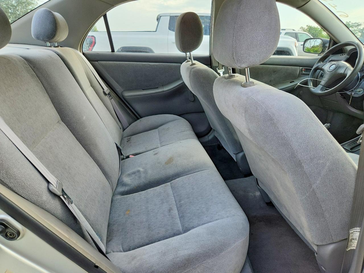 2003 Toyota Corolla Ce Silver vin: JTDBR32E432000116