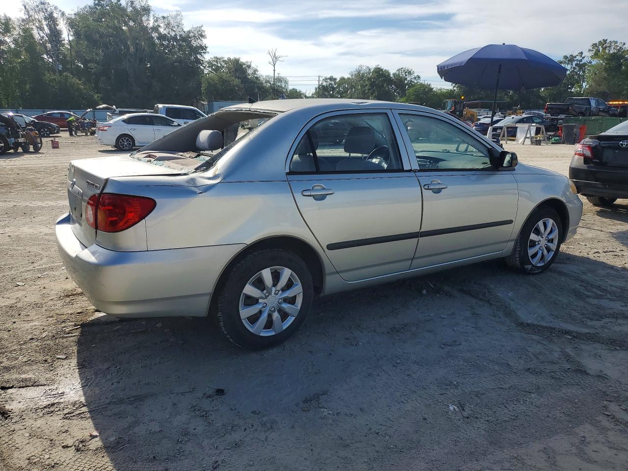 2004 Toyota Corolla Ce Silver vin: JTDBR32E442017872
