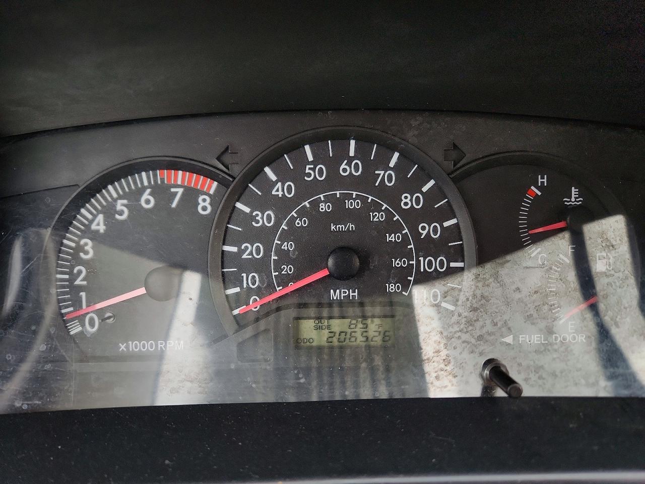 2004 Toyota Corolla Ce Silver vin: JTDBR32E442021422