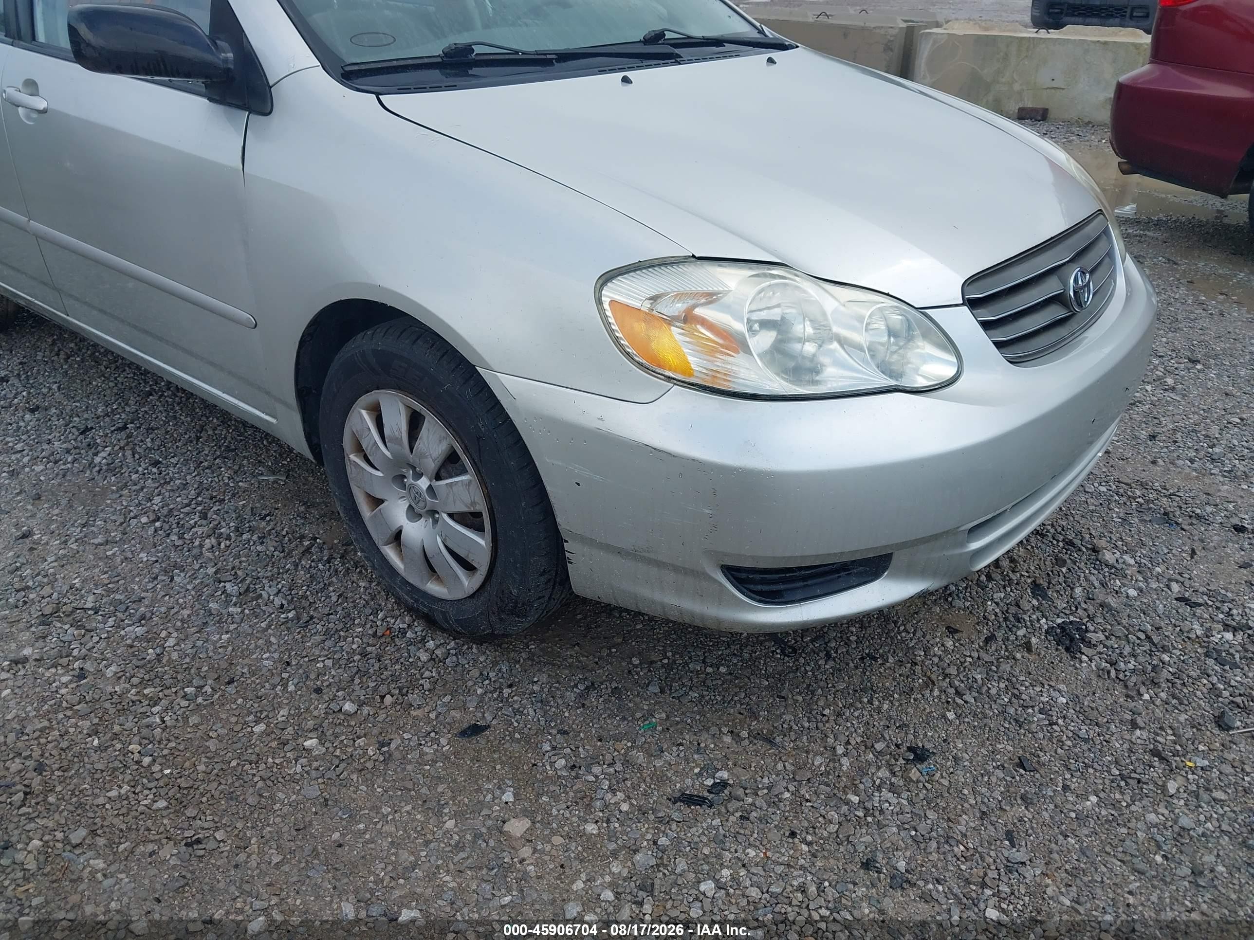 2004 Toyota Corolla Le Gray vin: JTDBR32E442034008