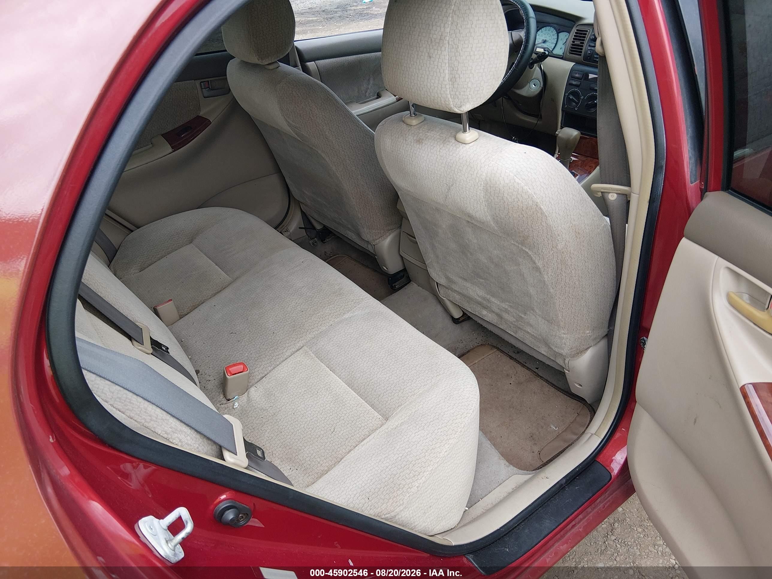 2004 Toyota Corolla Le Red vin: JTDBR32E442036793