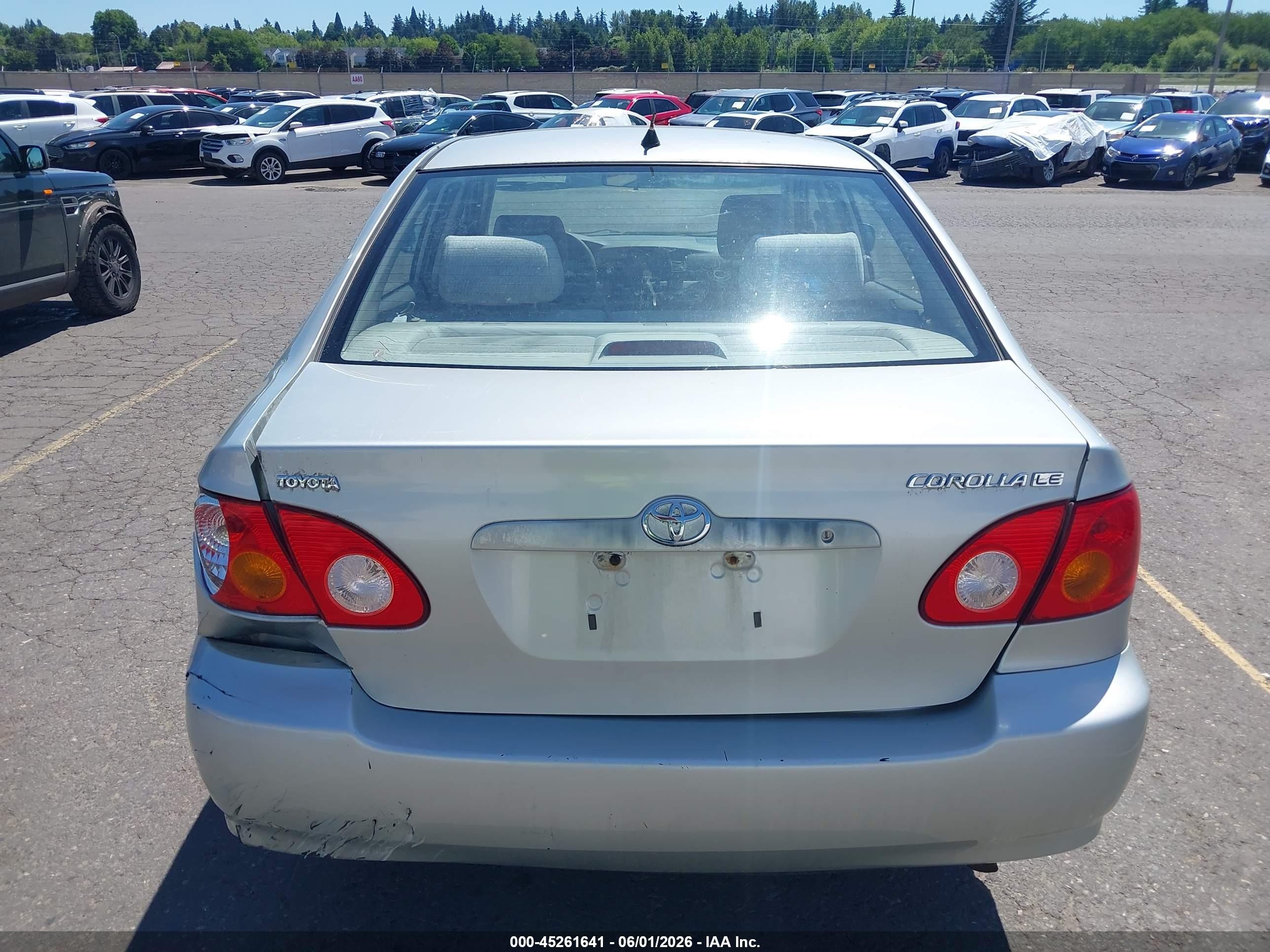 2004 Toyota Corolla Le Silver vin: JTDBR32E442042982