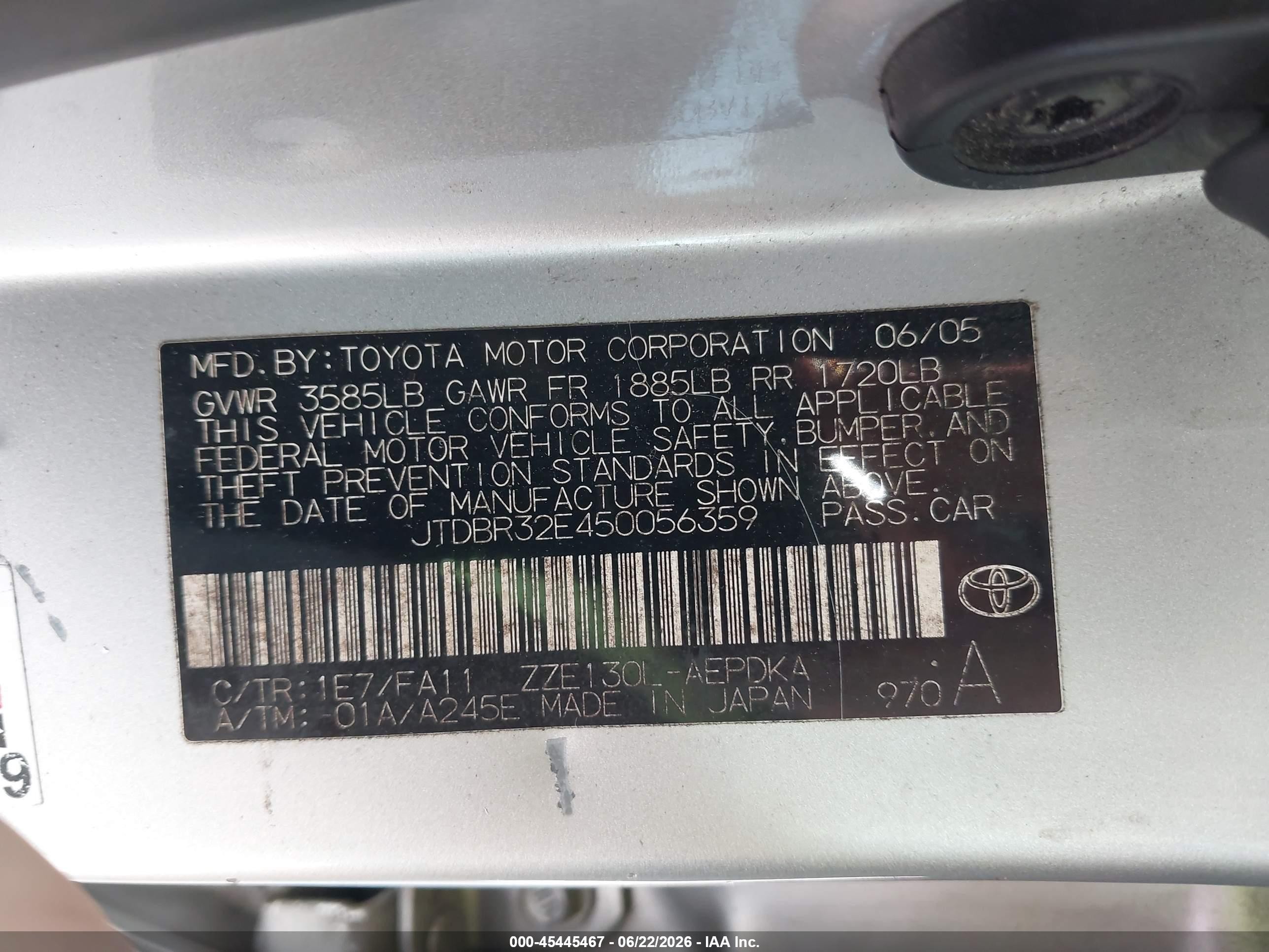 2005 Toyota Corolla Ce Silver vin: JTDBR32E450056359