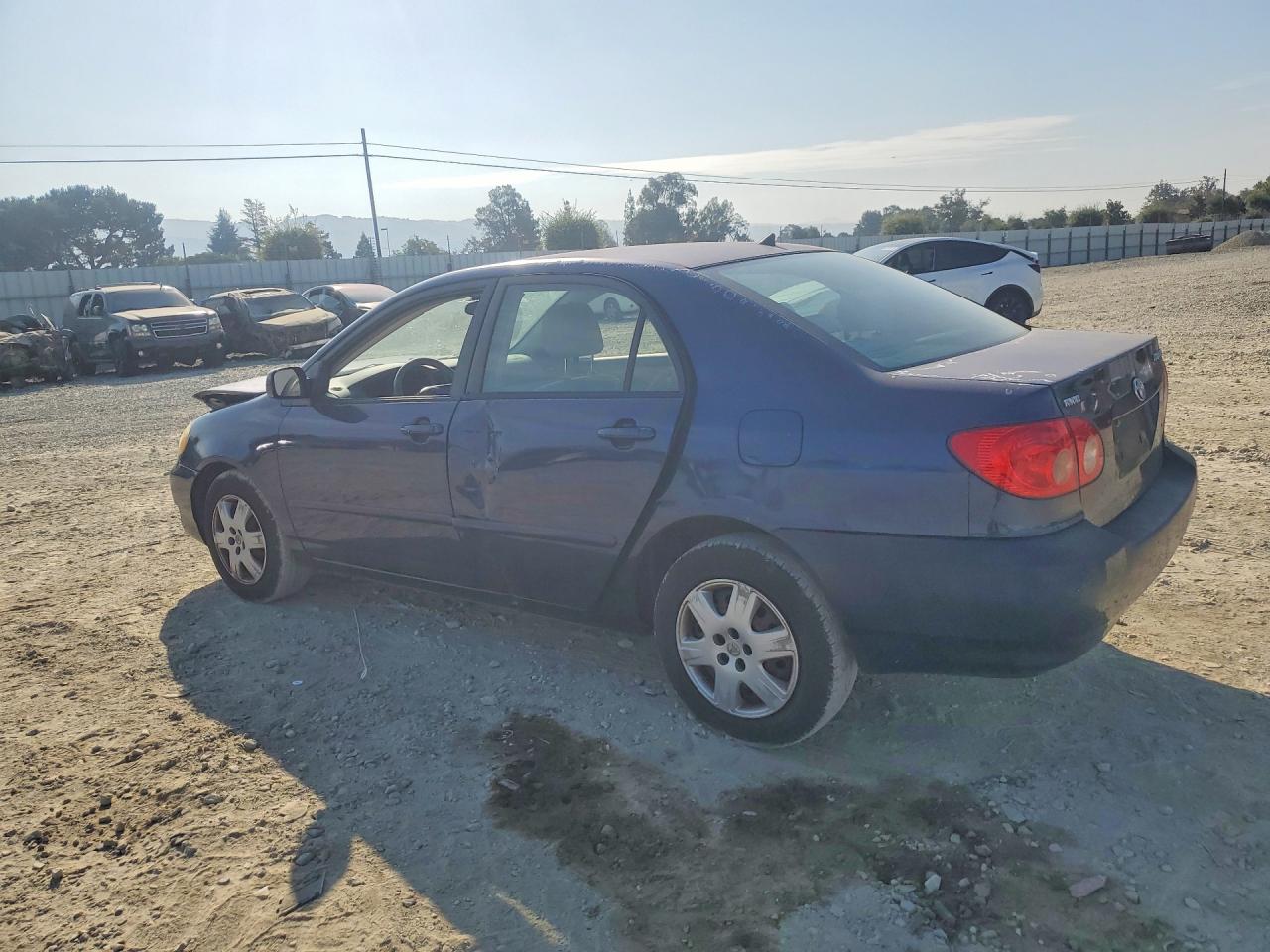 2005 Toyota Corolla Le Blue vin: JTDBR32E452061307