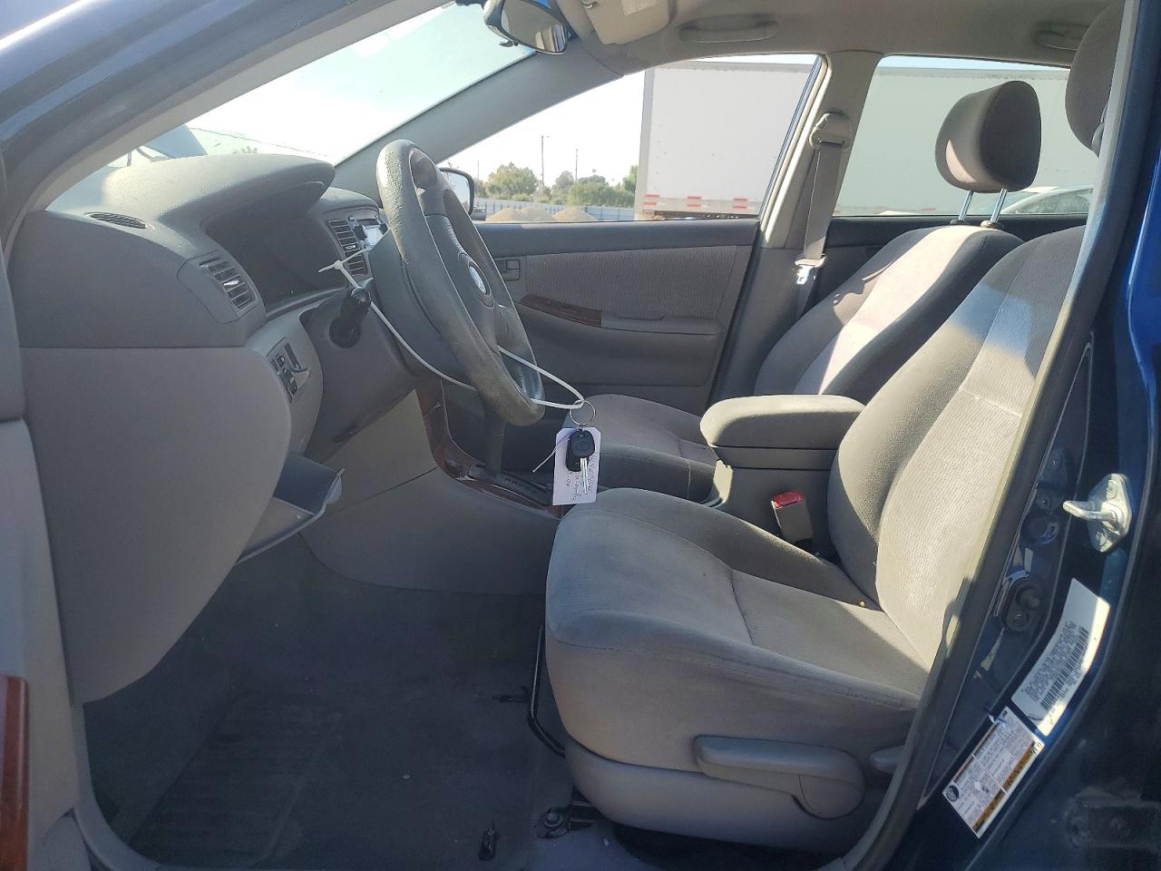 2005 Toyota Corolla Le Blue vin: JTDBR32E452061307