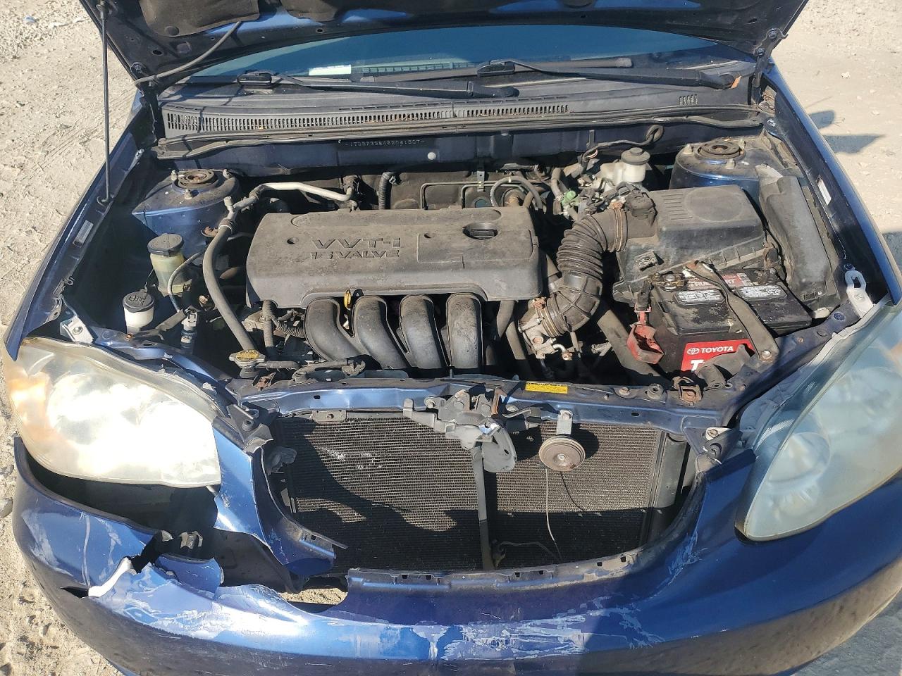 2005 Toyota Corolla Le Blue vin: JTDBR32E452061307