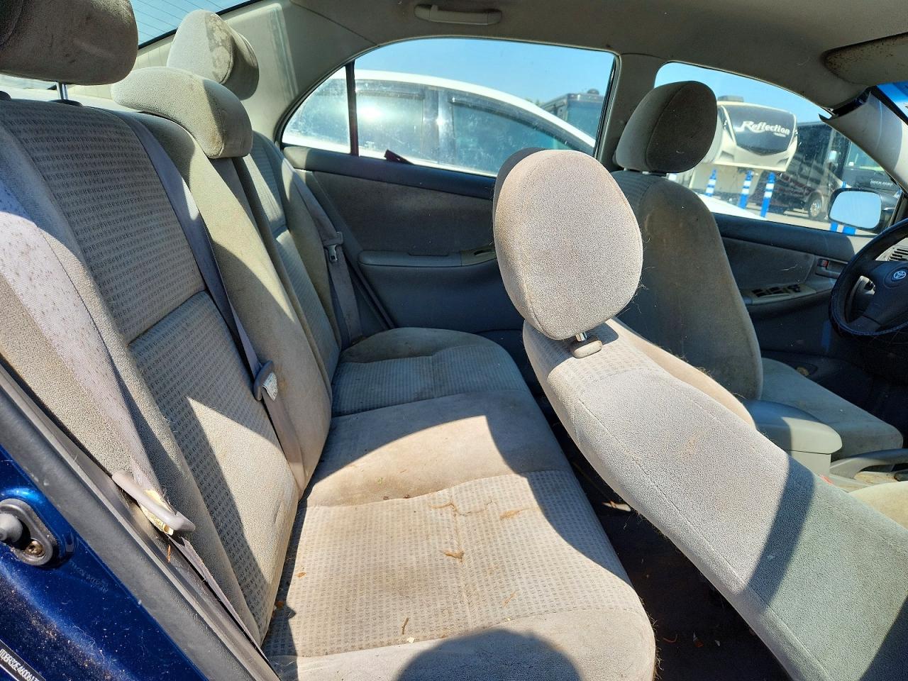 2006 Toyota Corolla Ce Blue vin: JTDBR32E460061398