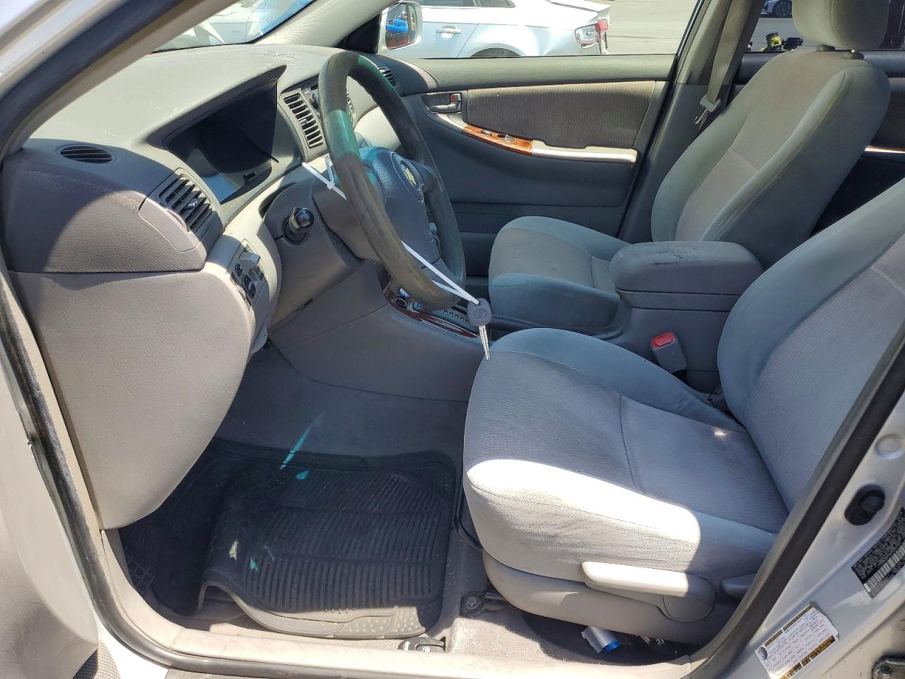 2006 Toyota Corolla Le Silver vin: JTDBR32E460090156