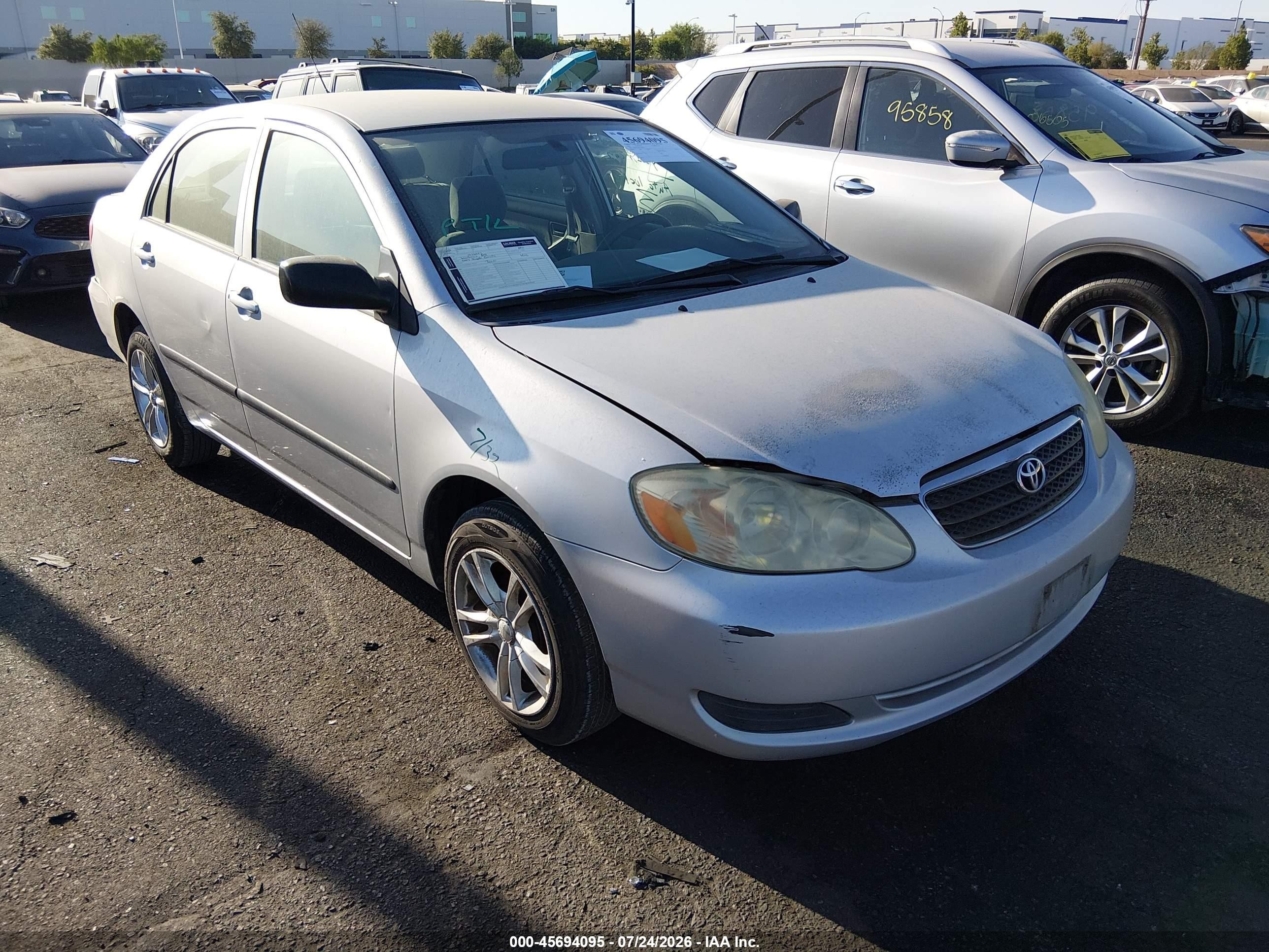 2007 Toyota Corolla Ce Silver vin: JTDBR32E470106860
