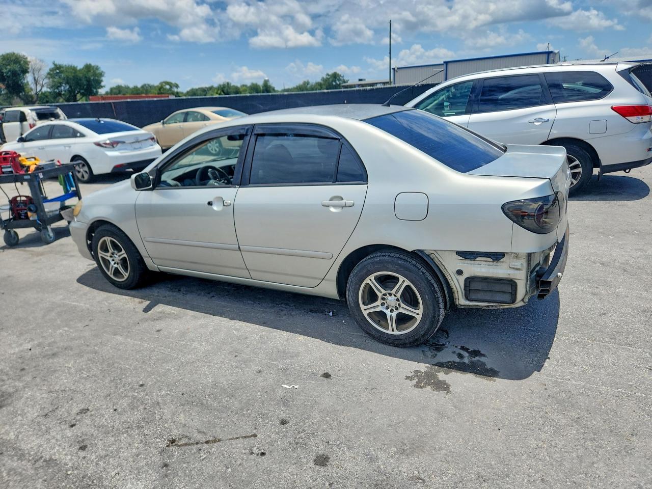 2003 Toyota Corolla Le Silver vin: JTDBR32E530014117