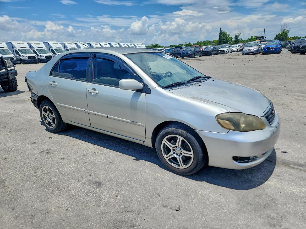 2003 Toyota Corolla Le Silver vin: JTDBR32E530014117