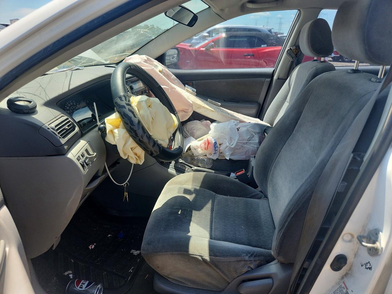 2003 Toyota Corolla Ce White vin: JTDBR32E530028177