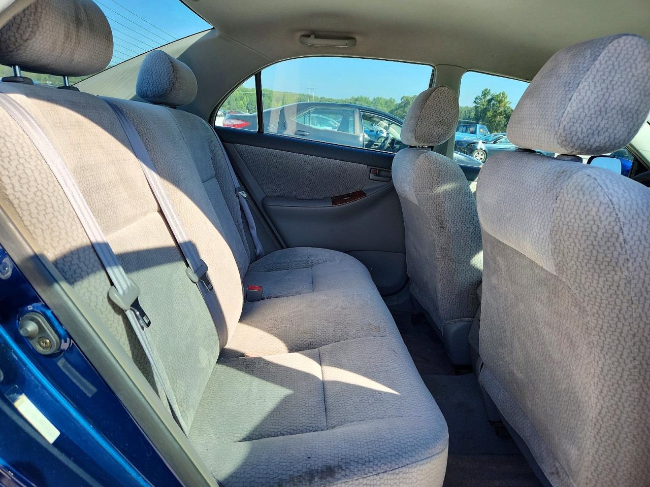 2003 Toyota Corolla Le Blue vin: JTDBR32E532006183