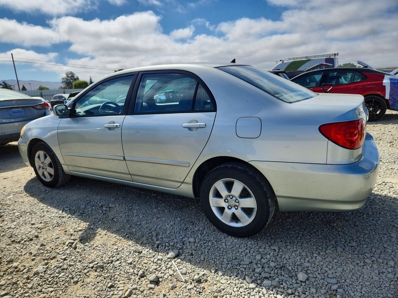 2004 Toyota Corolla Le Silver vin: JTDBR32E542027097