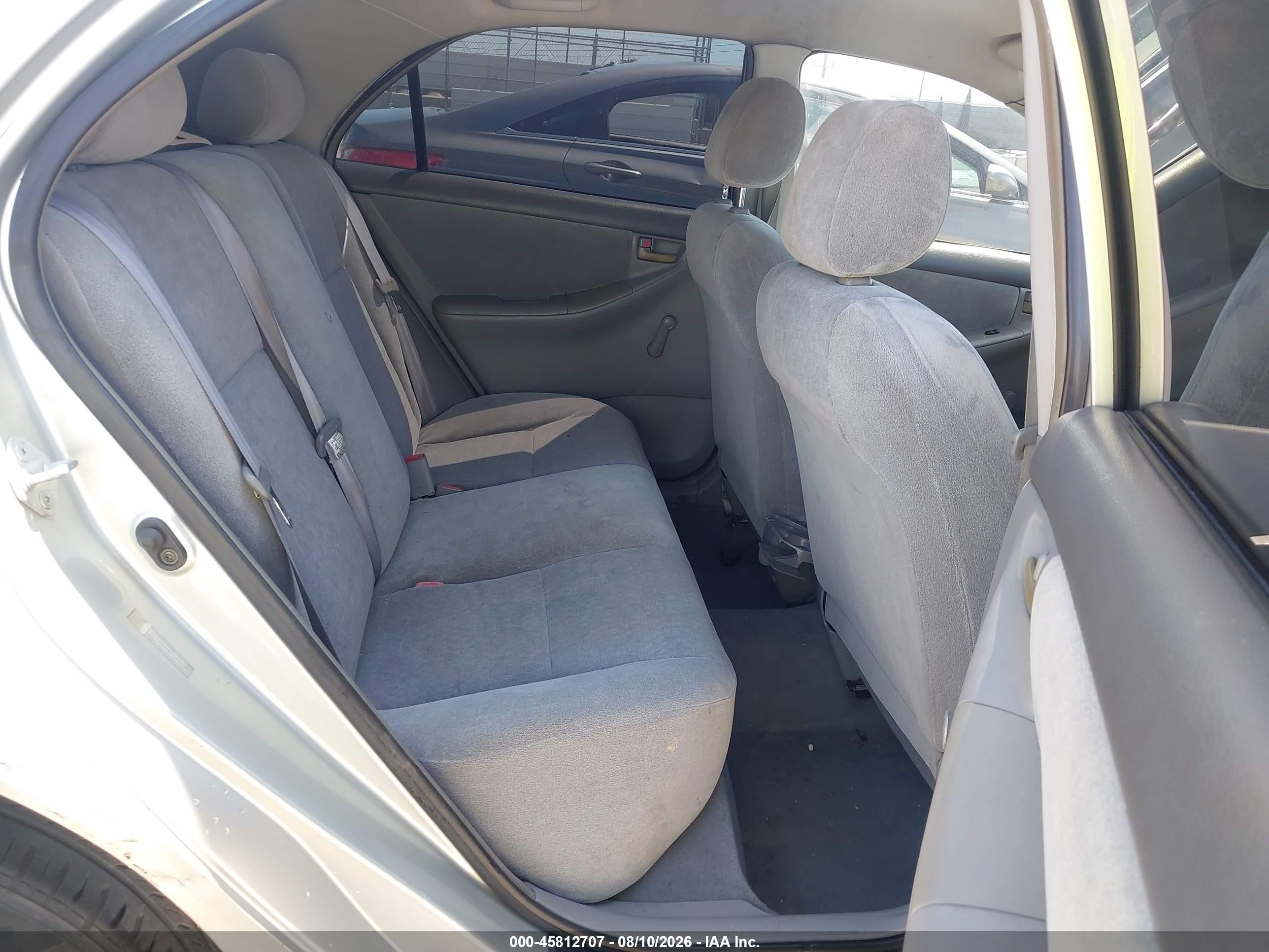 2004 Toyota Corolla Ce Silver vin: JTDBR32E542044580