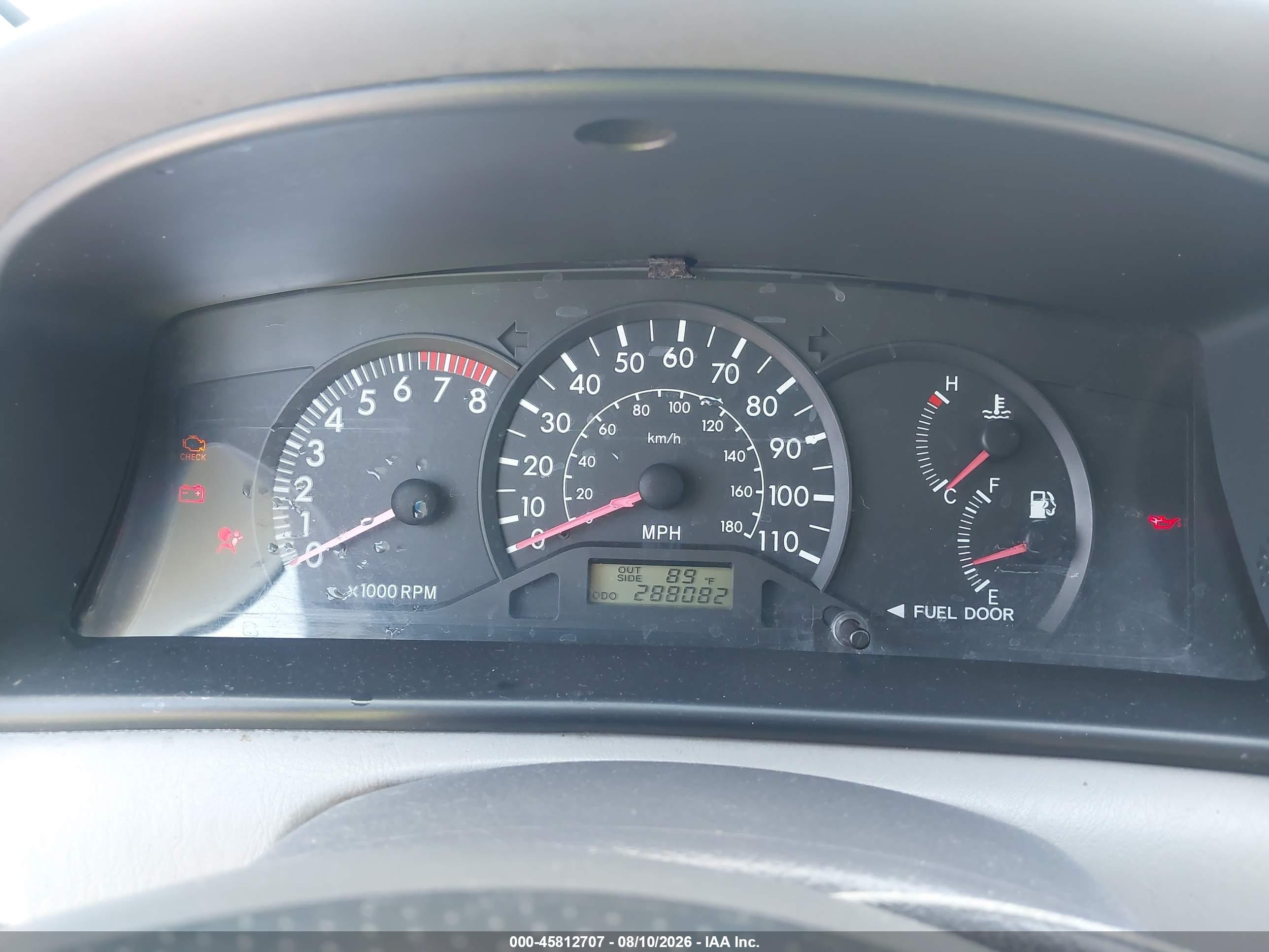 2004 Toyota Corolla Ce Silver vin: JTDBR32E542044580