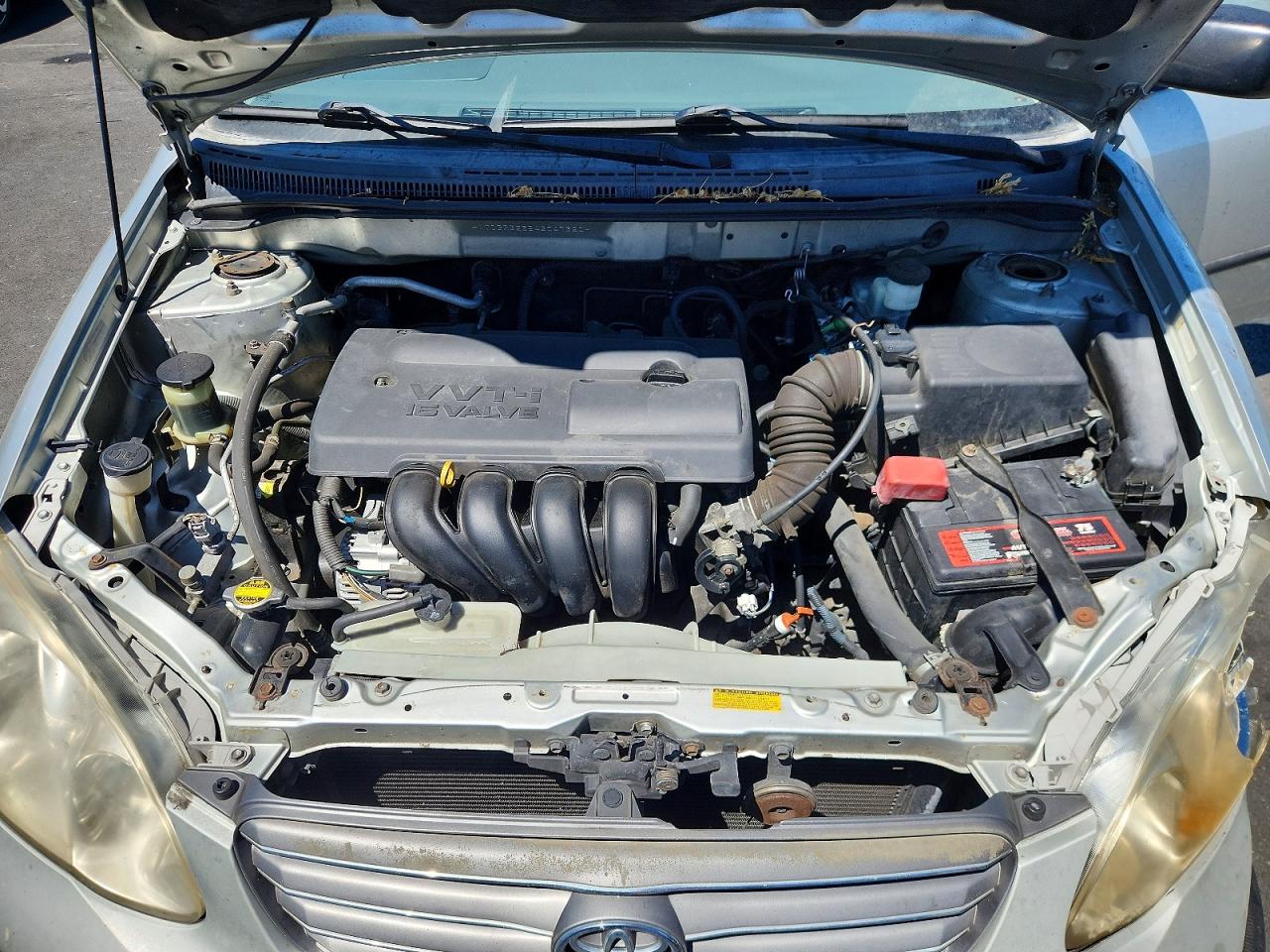2004 Toyota Corolla Ce Silver vin: JTDBR32E542047320