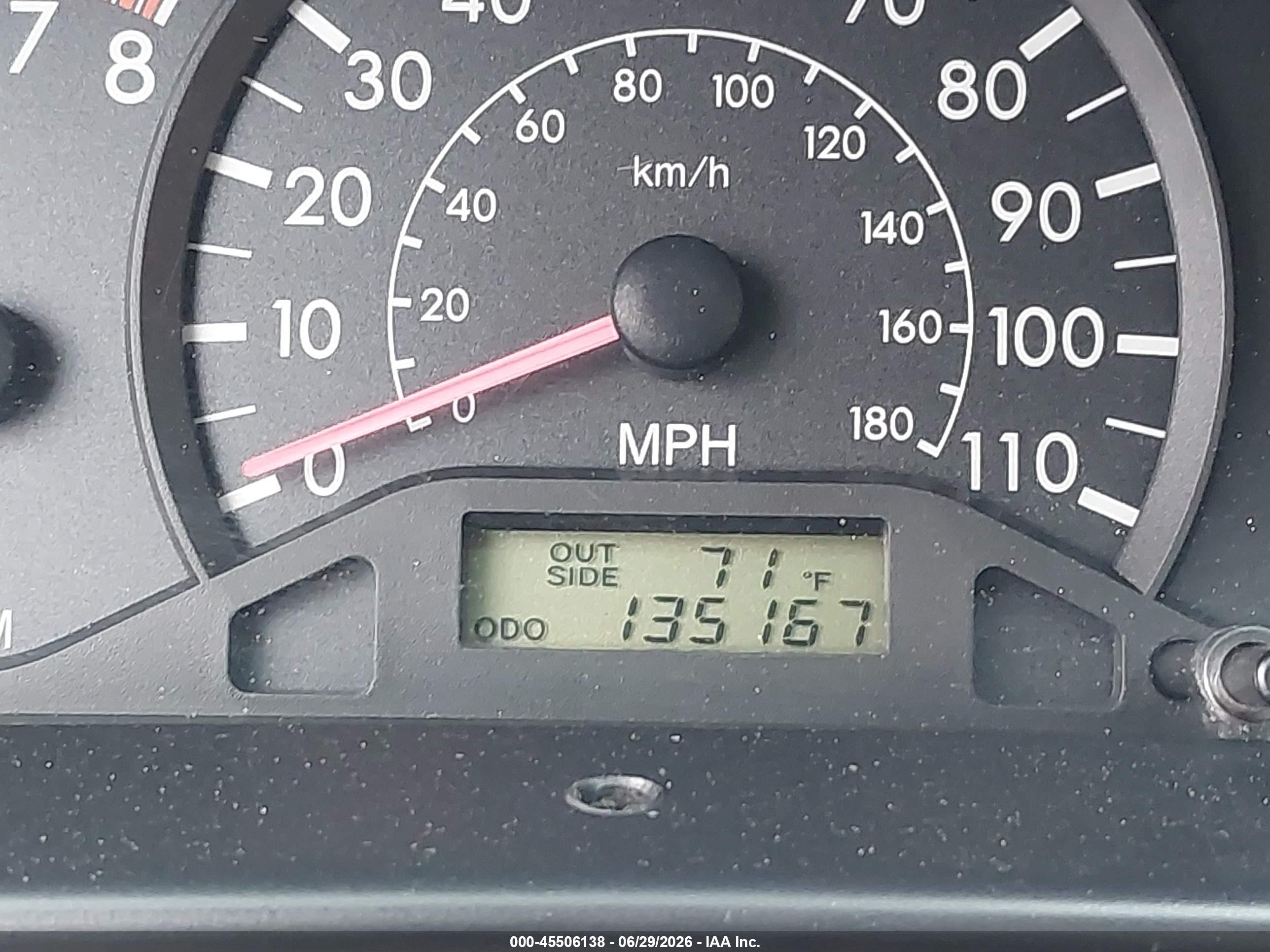 2005 Toyota Corolla Ce White vin: JTDBR32E552051630