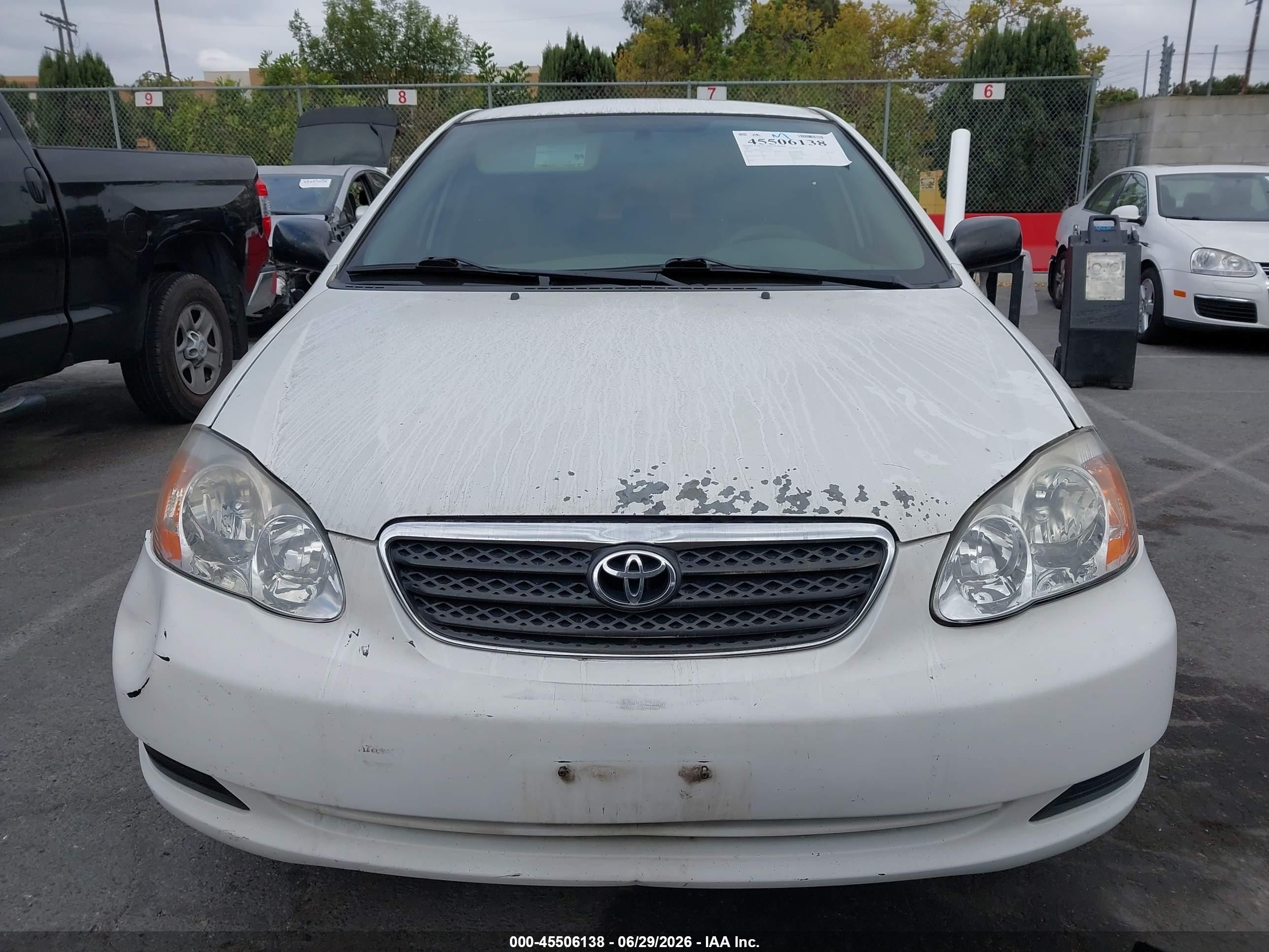 2005 Toyota Corolla Ce White vin: JTDBR32E552051630