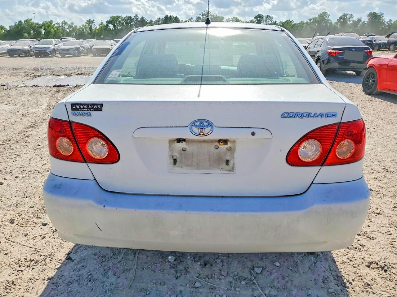 2005 Toyota Corolla Ce White vin: JTDBR32E552056195