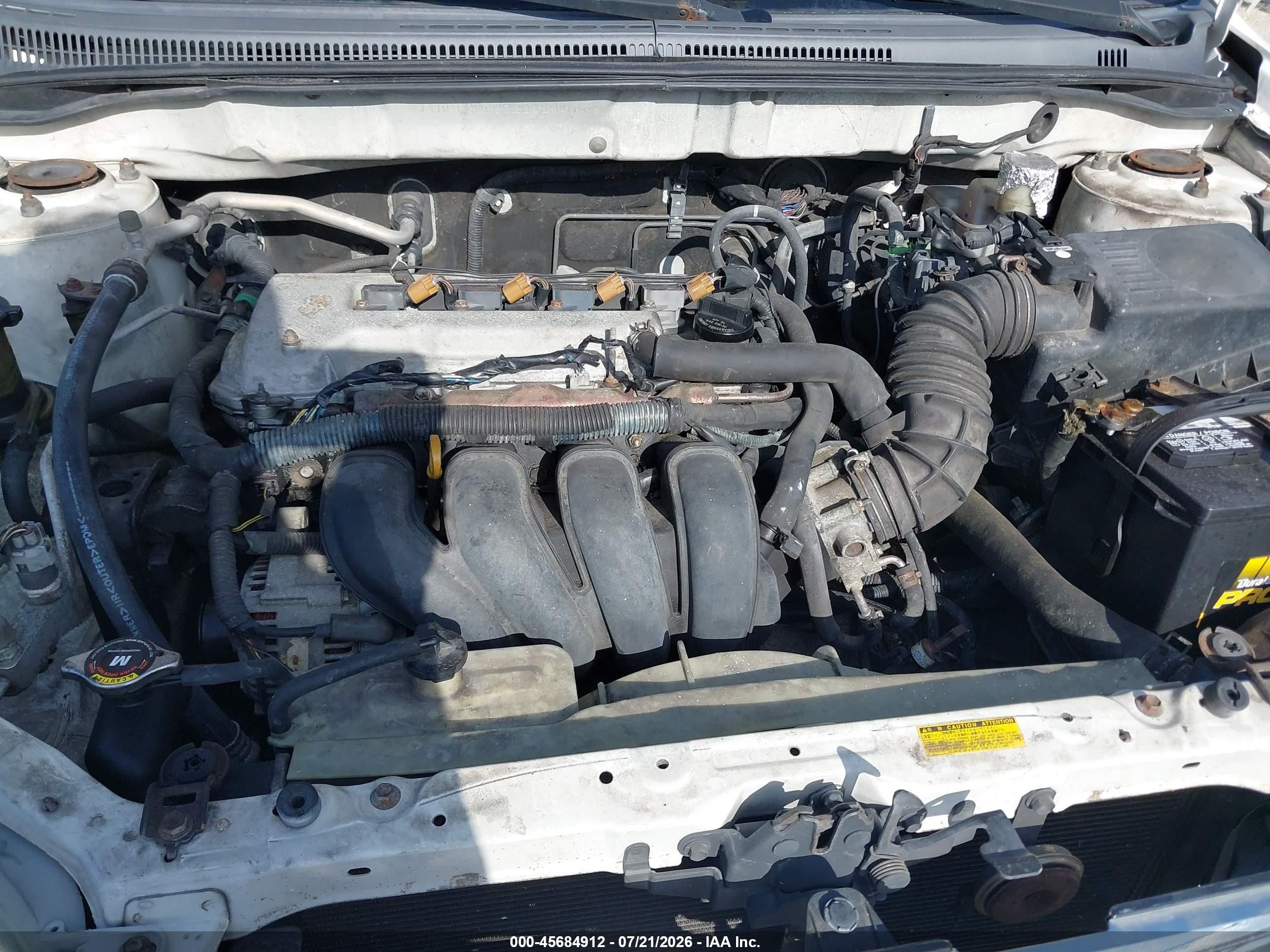 2005 Toyota Corolla Le White vin: JTDBR32E552058240