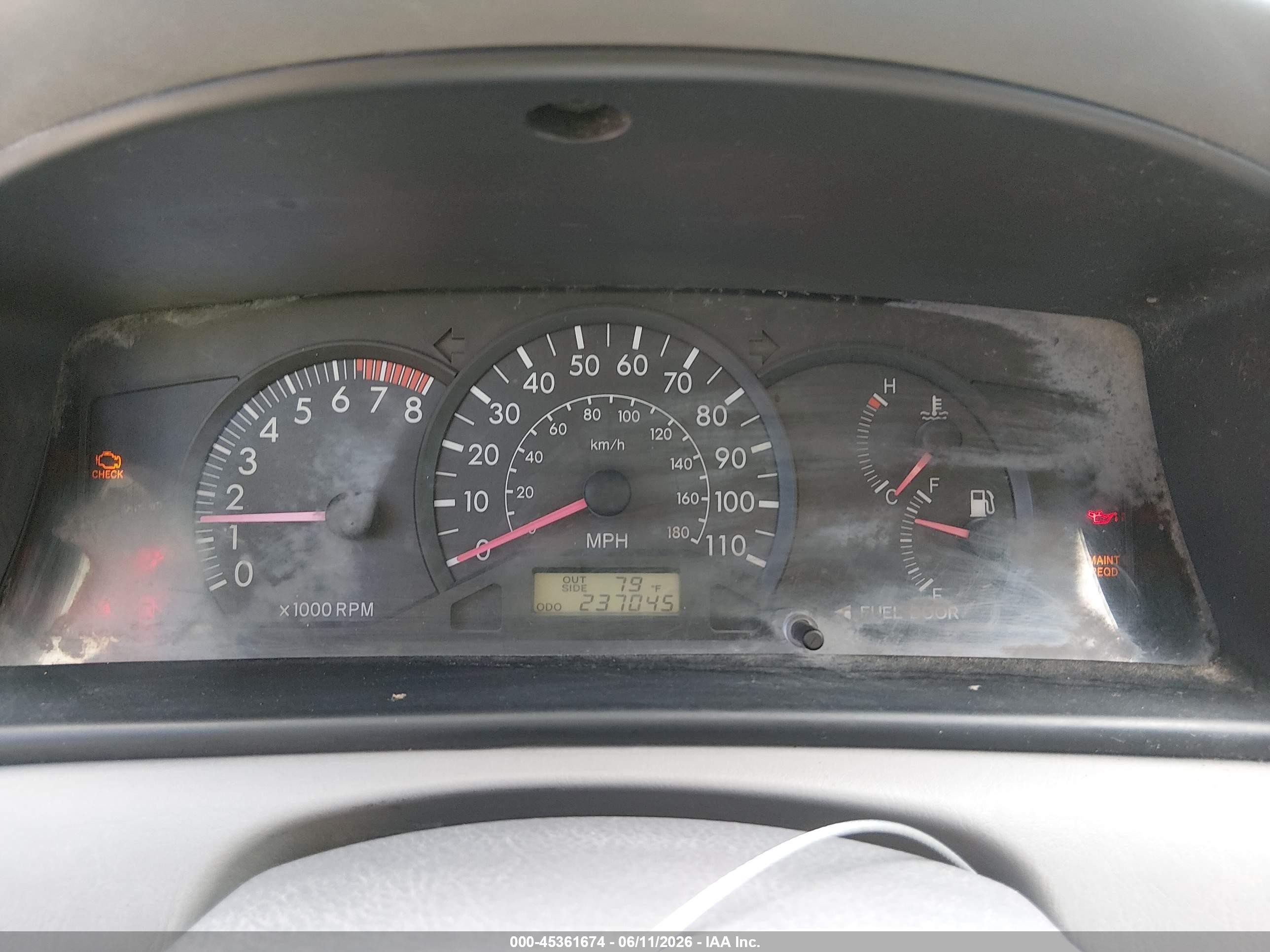 2005 Toyota Corolla Ce/le Black vin: JTDBR32E552065656