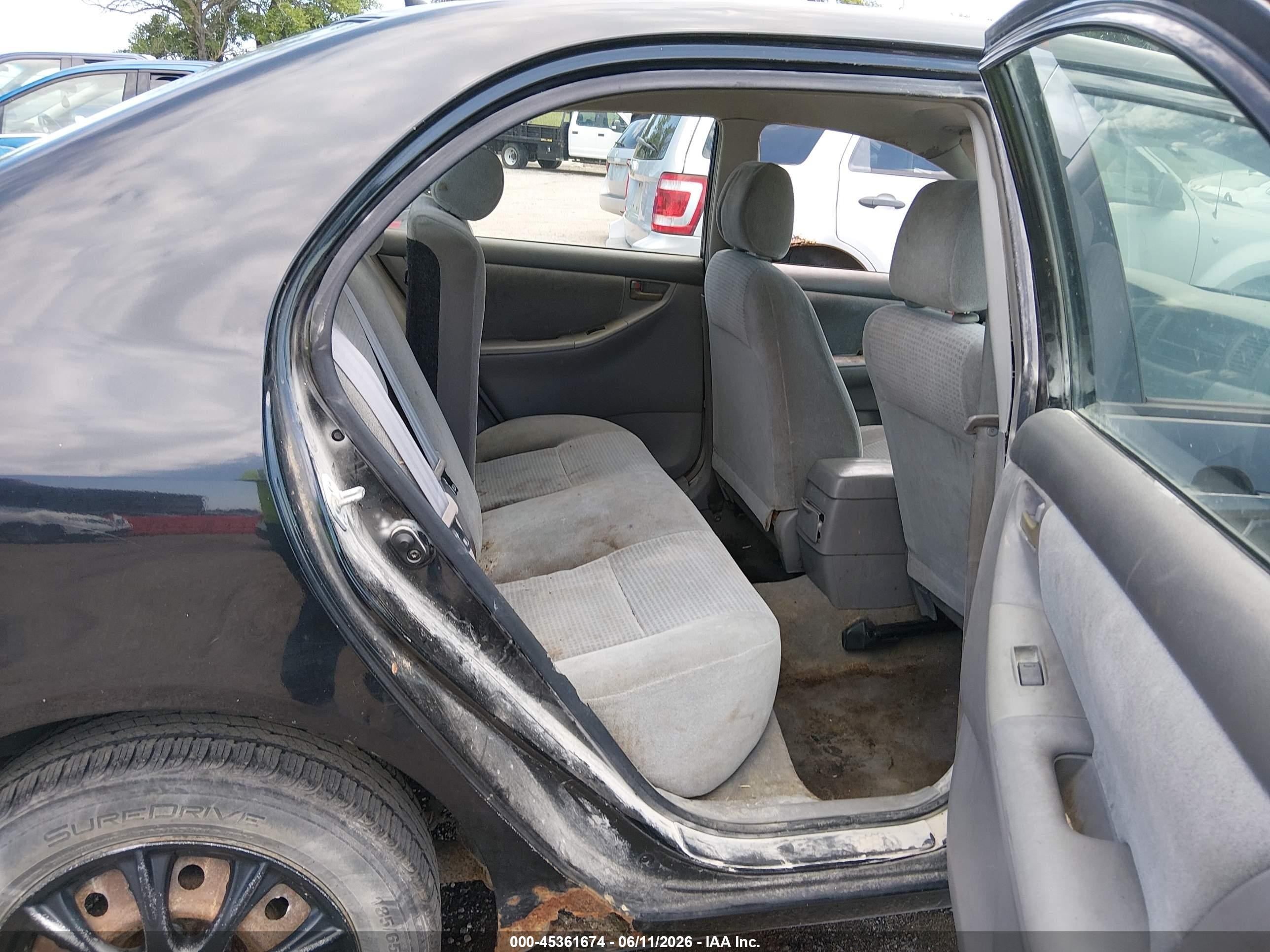 2005 Toyota Corolla Ce/le Black vin: JTDBR32E552065656
