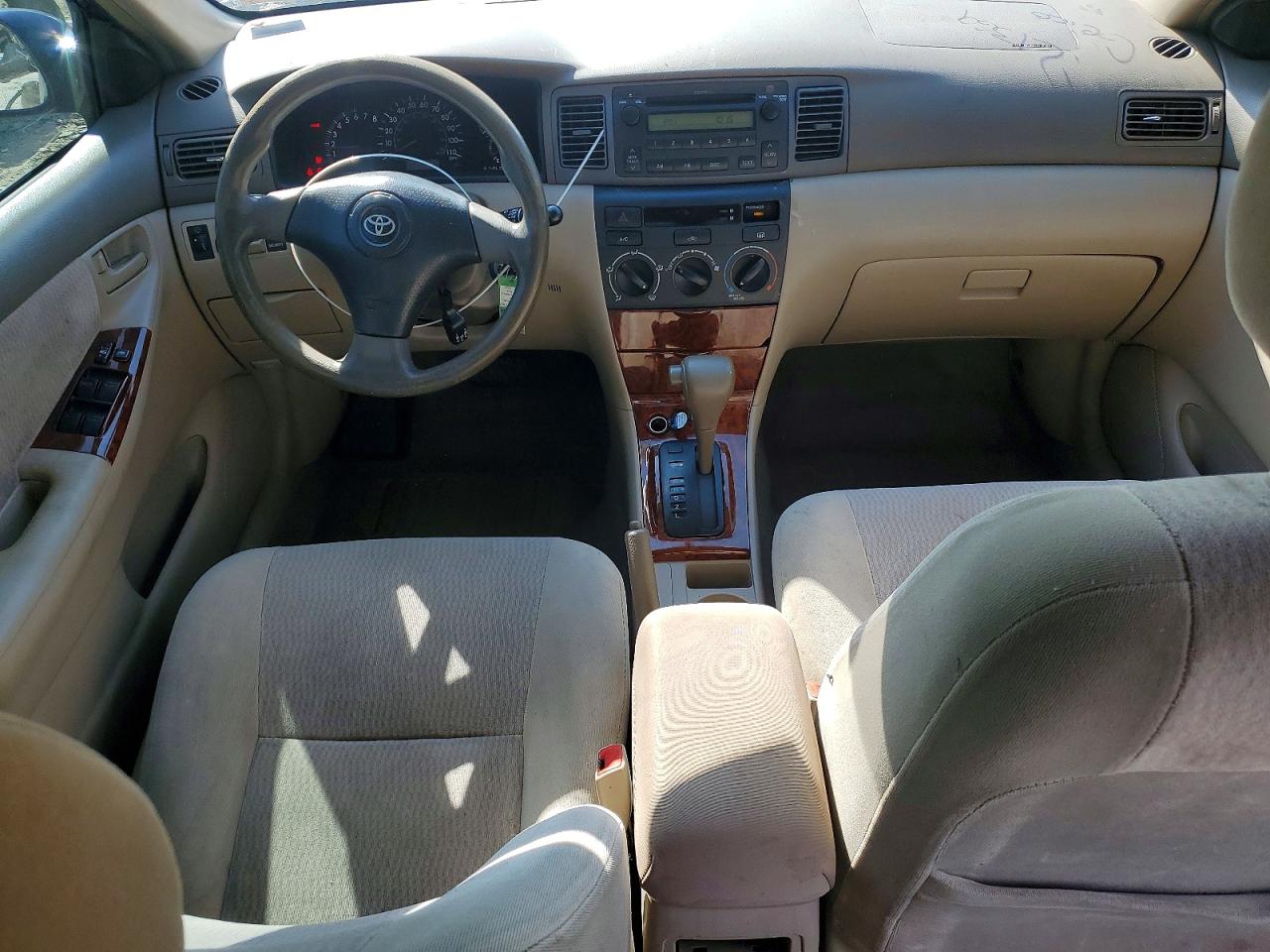 2006 Toyota Corolla Le Кремовый vin: JTDBR32E560063273