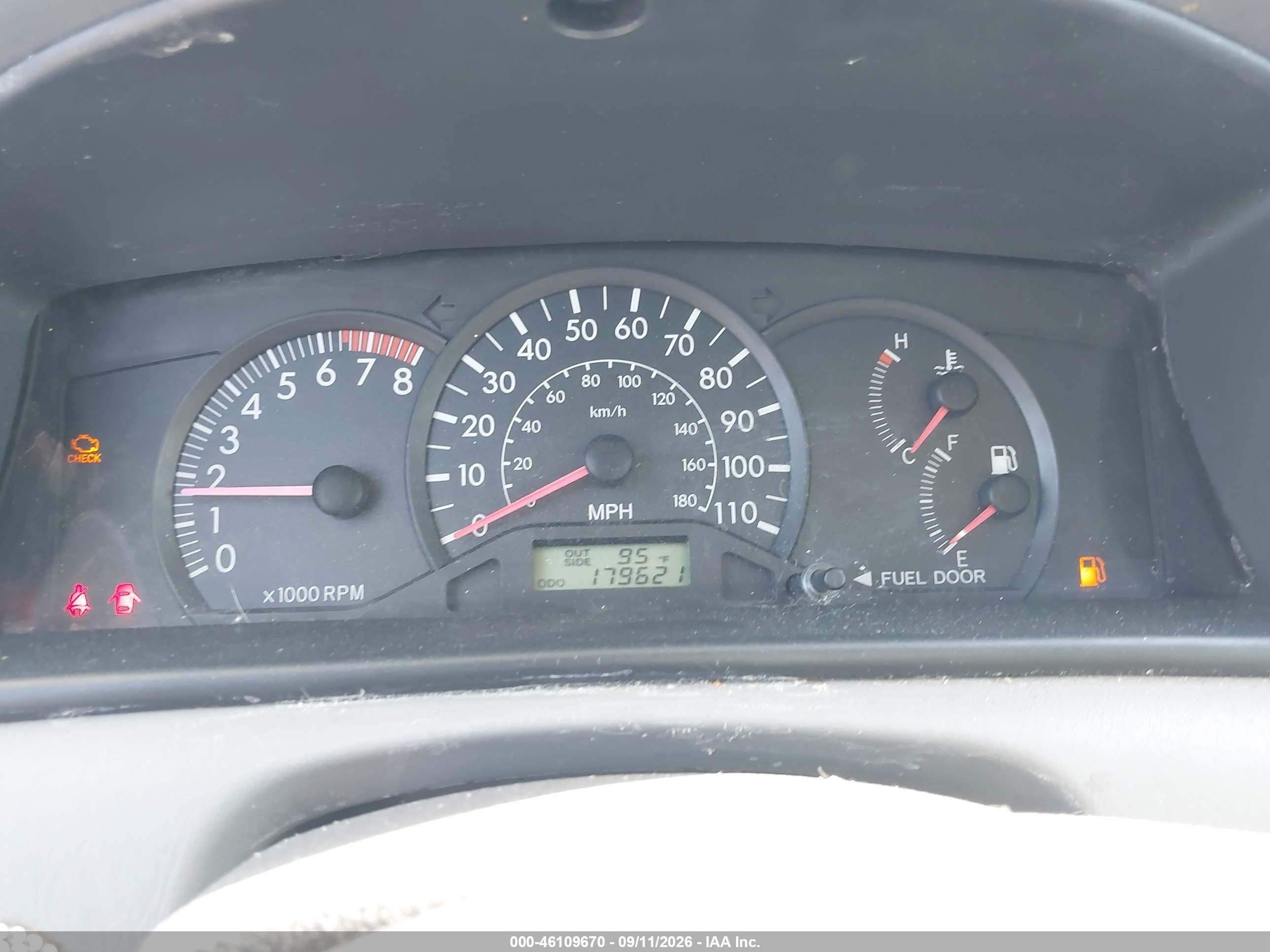 2006 Toyota Corolla Ce Белый vin: JTDBR32E560068523