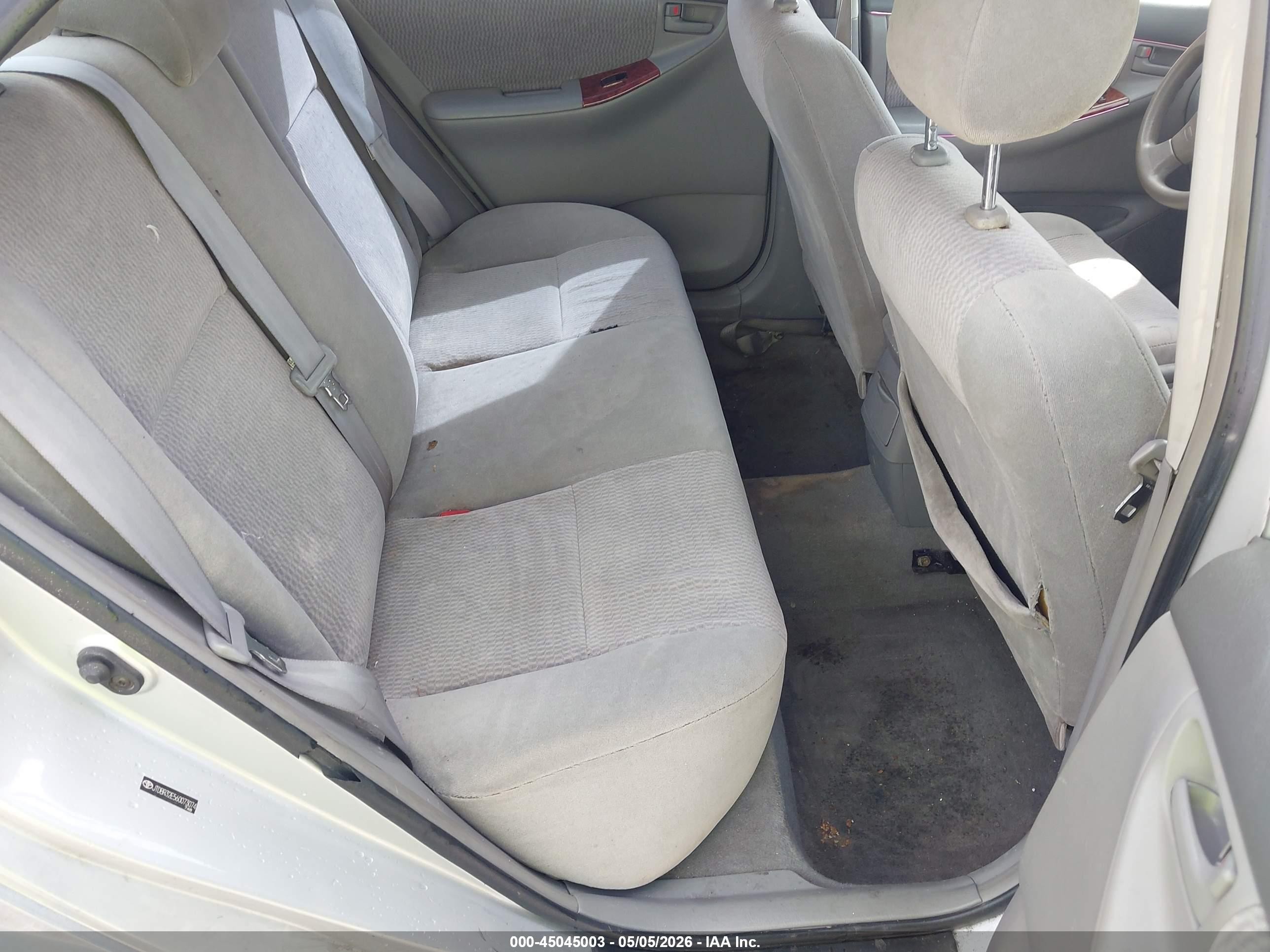 2006 Toyota Corolla Le Silver vin: JTDBR32E560073074