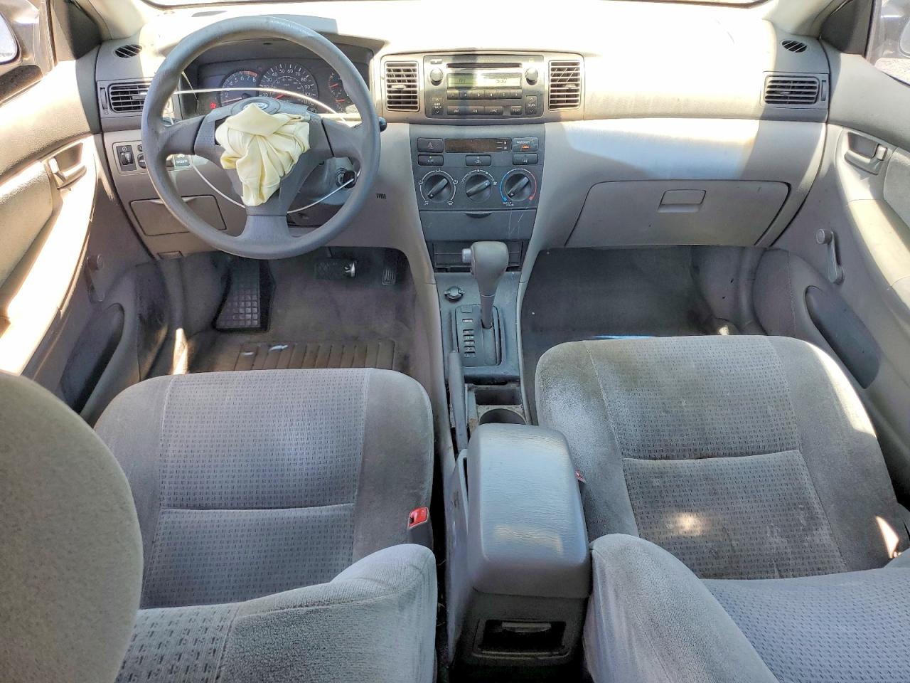 2006 Toyota Corolla Ce Серебряный vin: JTDBR32E560073298