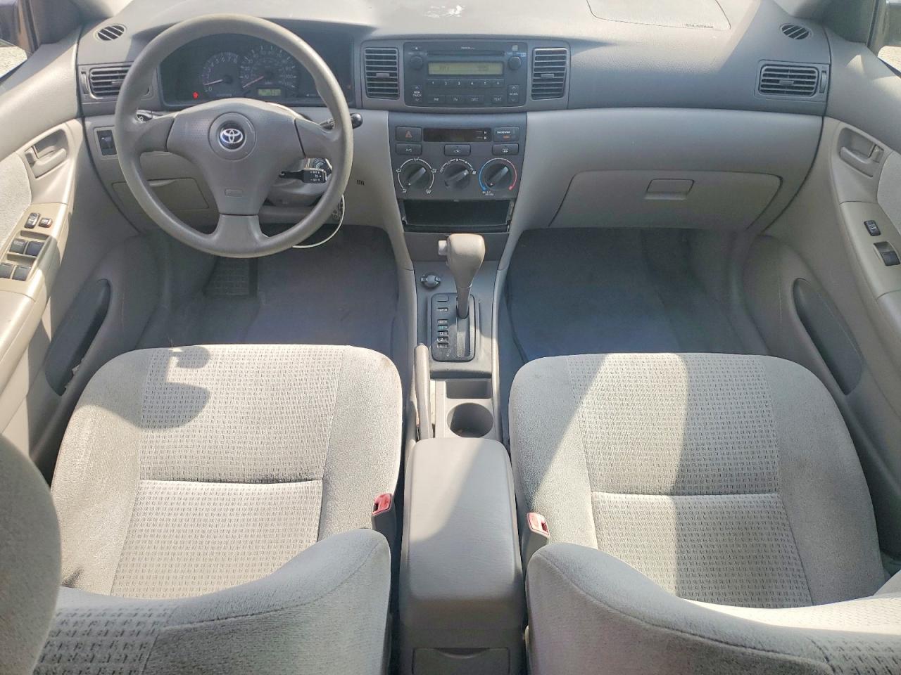2007 Toyota Corolla Ce Silver vin: JTDBR32E570136935