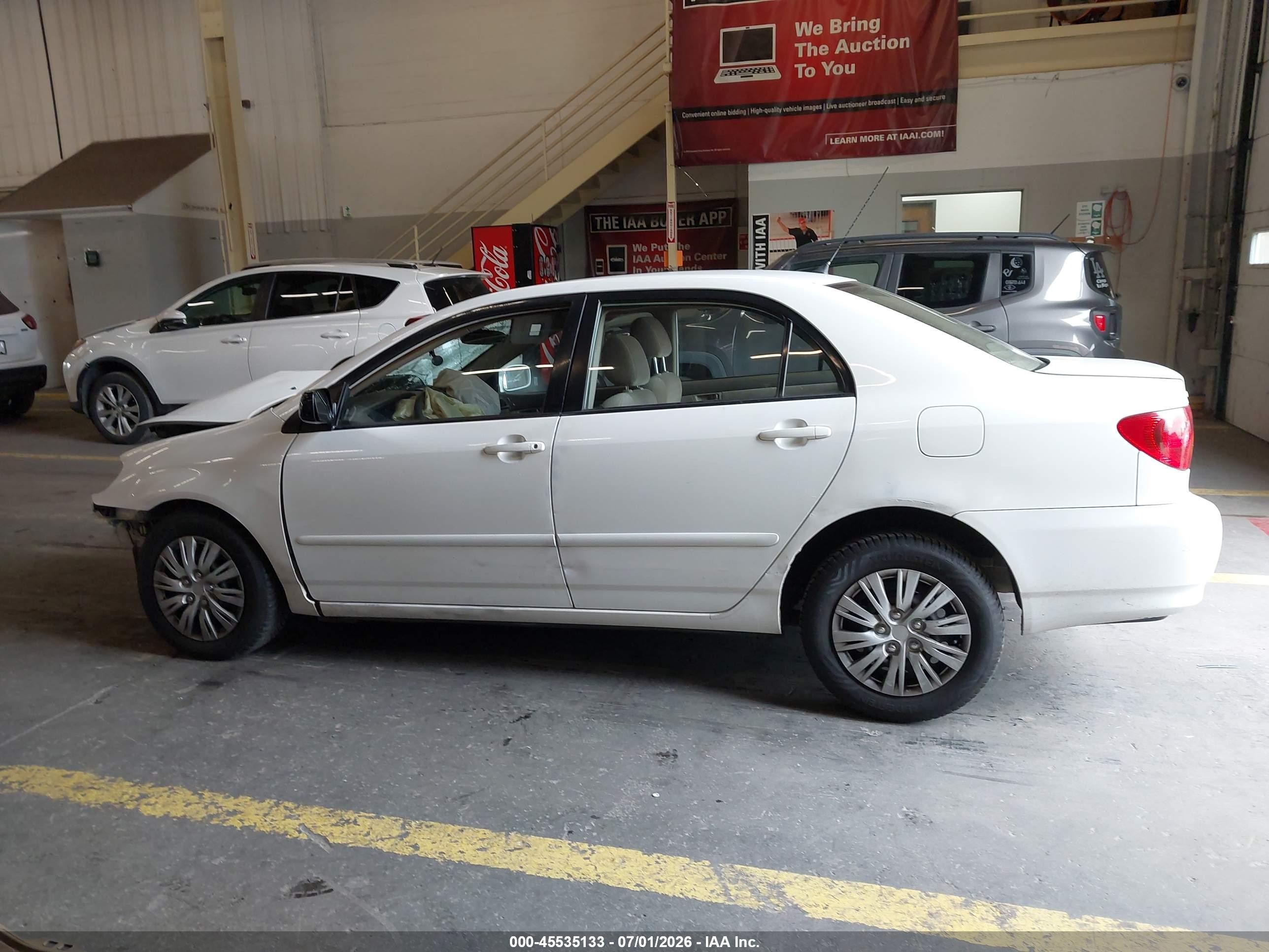 2003 Toyota Corolla Le White vin: JTDBR32E630013350