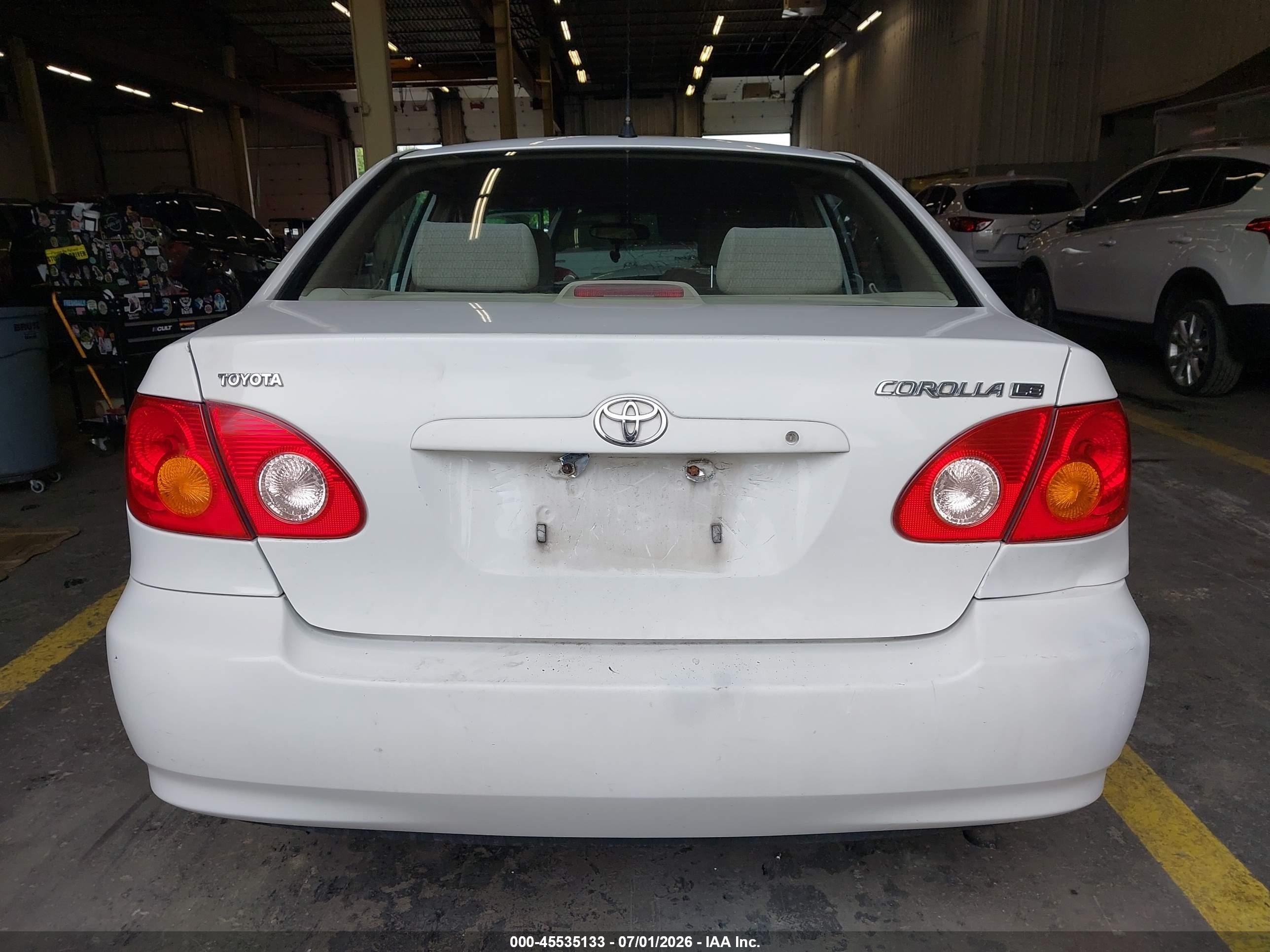 2003 Toyota Corolla Le White vin: JTDBR32E630013350