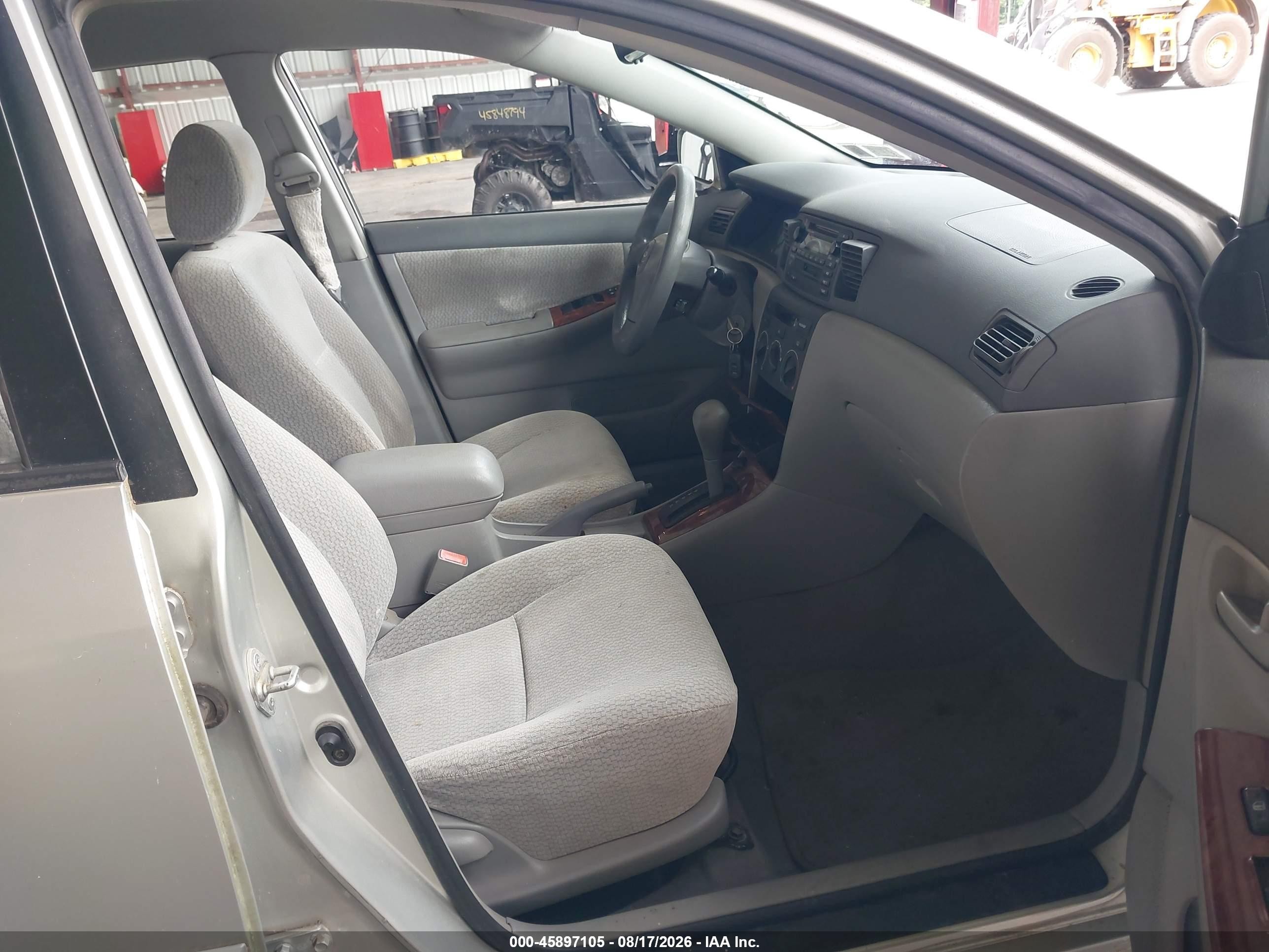 2003 Toyota Corolla Le Silver vin: JTDBR32E630013445