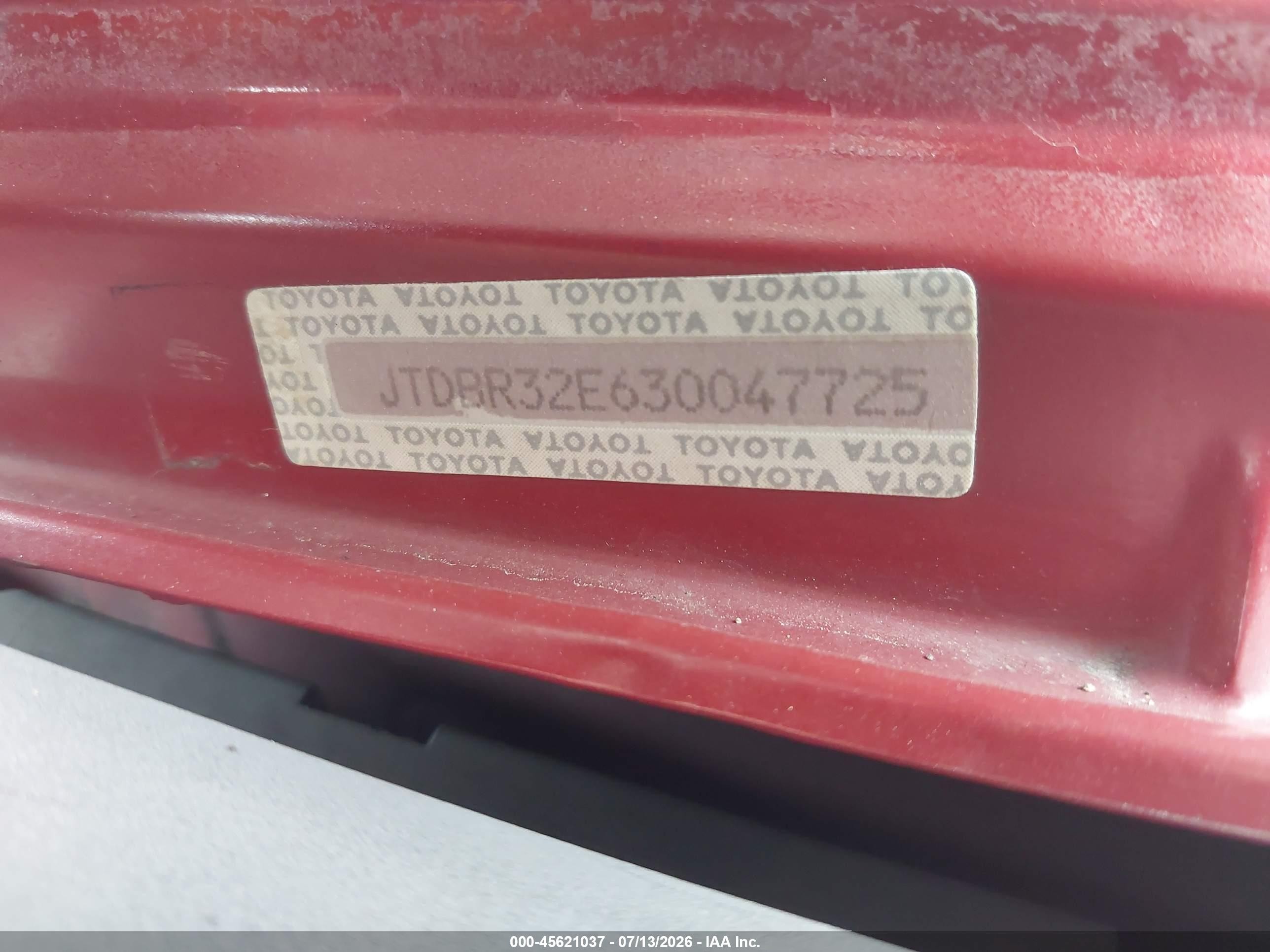 2003 Toyota Corolla Ce Red vin: JTDBR32E630047725